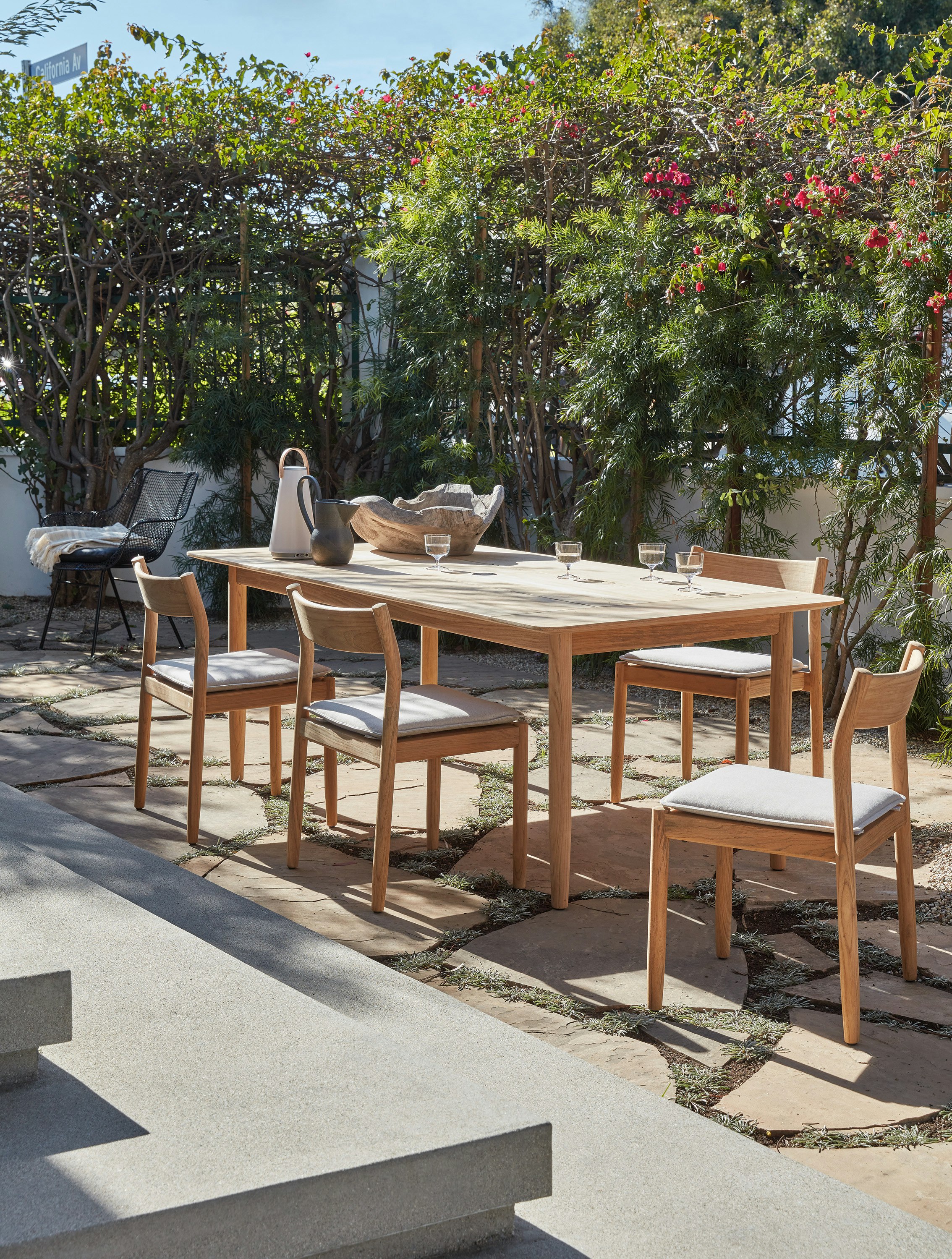 Terassi Dining Table and Terassi Dining Chairs