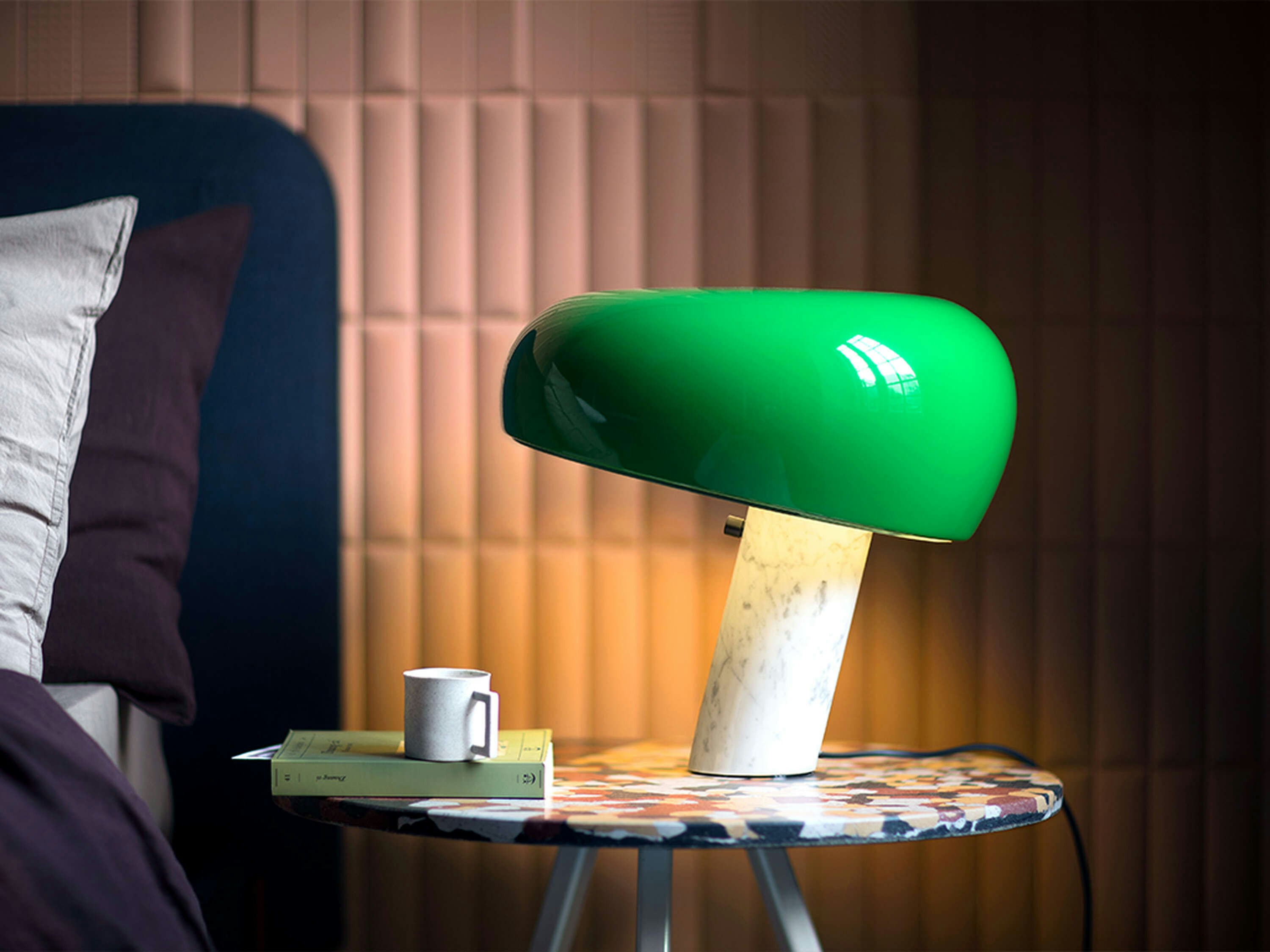 Snoopy Table Lamp
