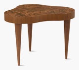 Rohde Paldao side table in walnut burl front view Rohde Paldao side table in walnut burl front view