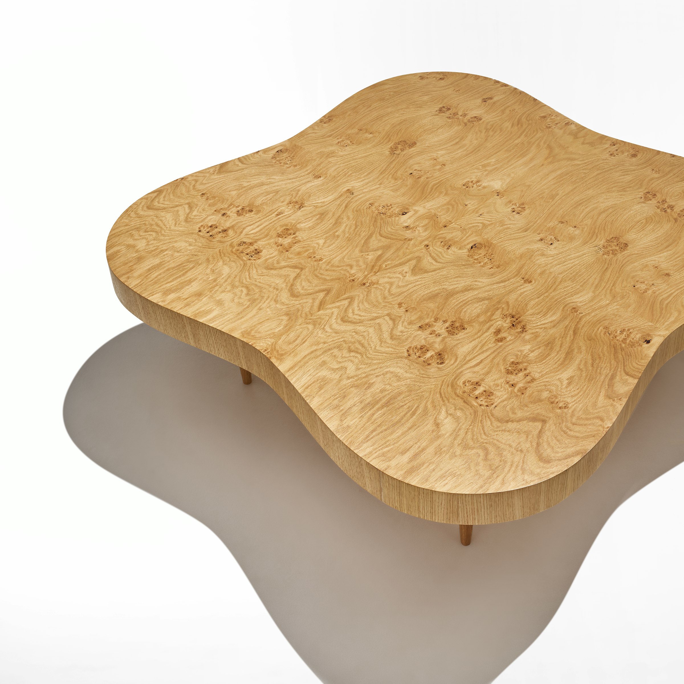 Rohde Paldao coffee table in oak burl top view.