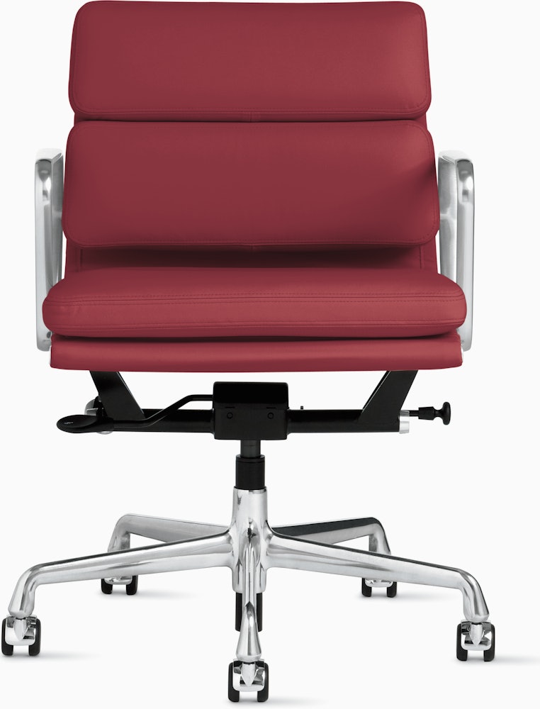 Eames Soft Pad Chair