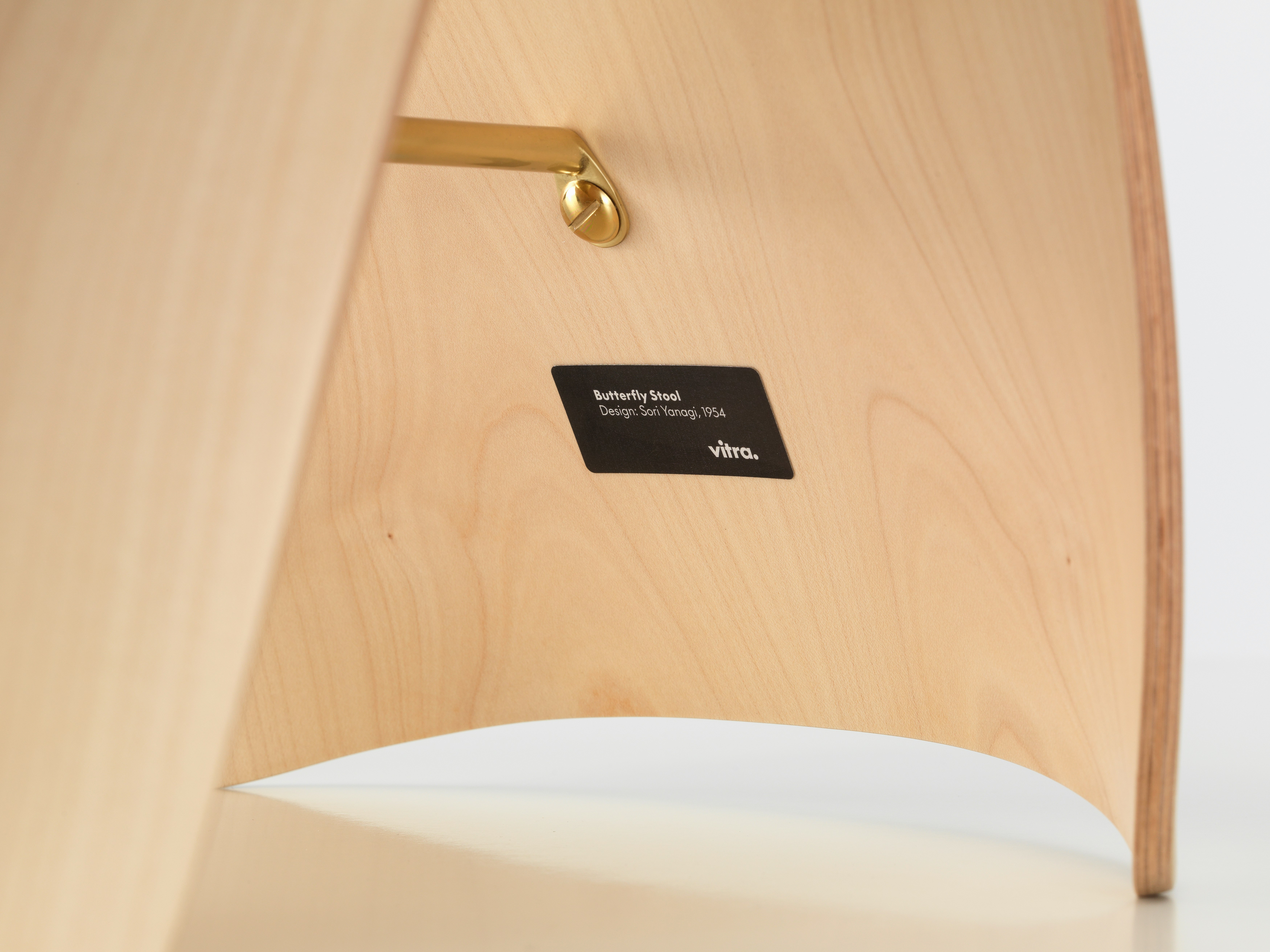 Yanagi Butterfly Stool in Maple