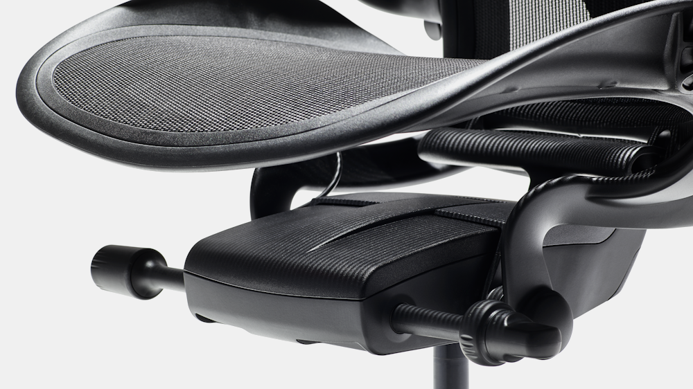 Herman Miller Classic Aeron Task Chair: Tilt Limiter w/Seat Angle Adj -  Lumbar Pad - Fully Adj Vinyl Arms - Standard Carpet Casters
