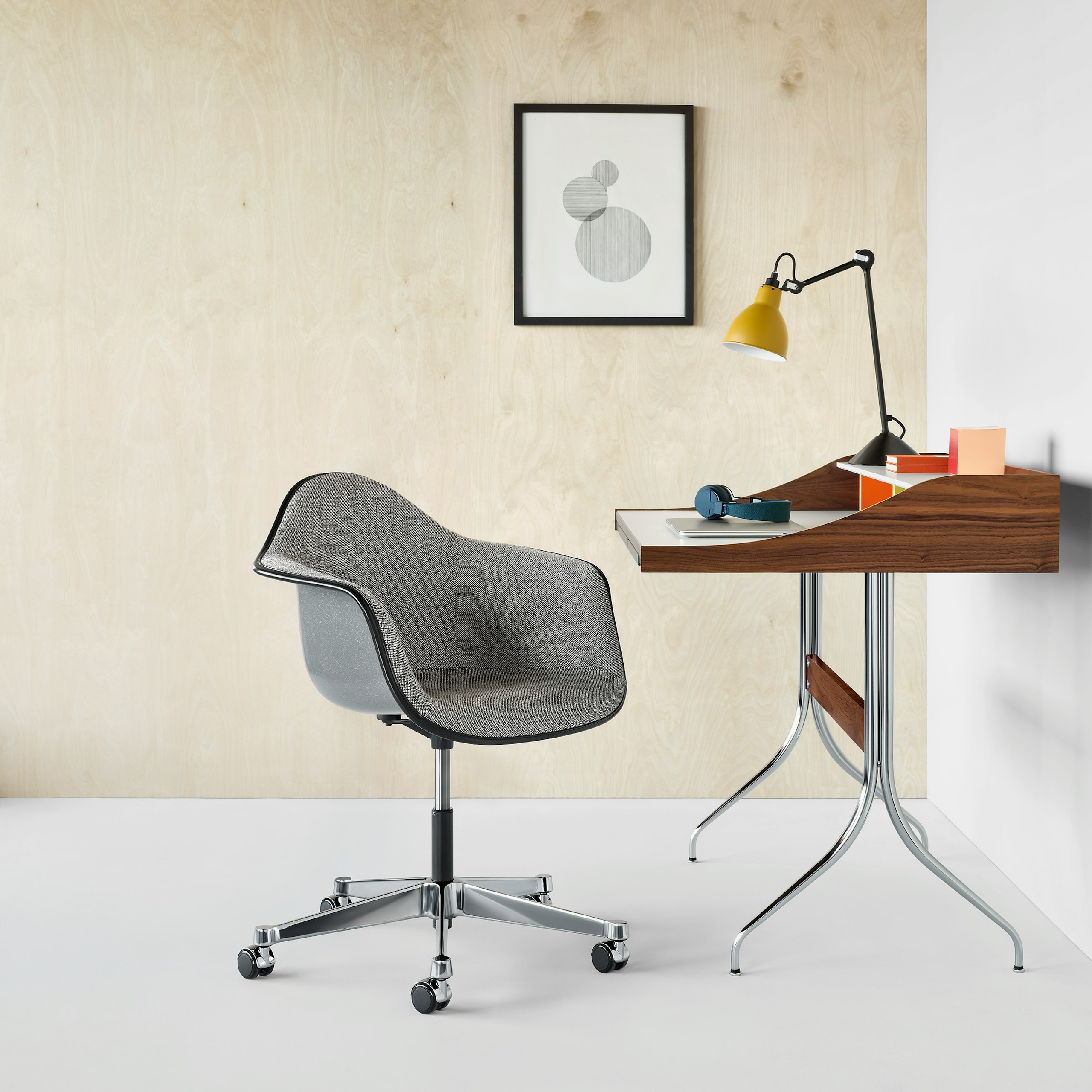 Eames Task Chair, Herman Miller | MillerKnoll Eames Task Chair, Herman Miller | MillerKnoll