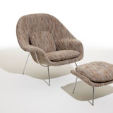 Saarinen Womb Chair and neutral Ottoman