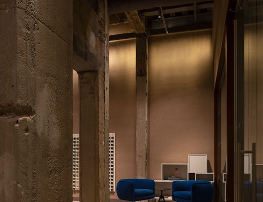 Washington D.C. Showroom | D durso swivel chair piton side table muuto stacked storage system washington dc showroom