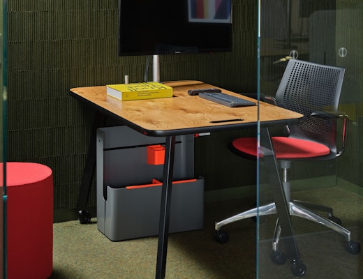 Knoll at Fulton Market | Dynamic Team Design Days 2021 rockwell unscripted easy table multigeneration by knoll knoll at fulton market private office