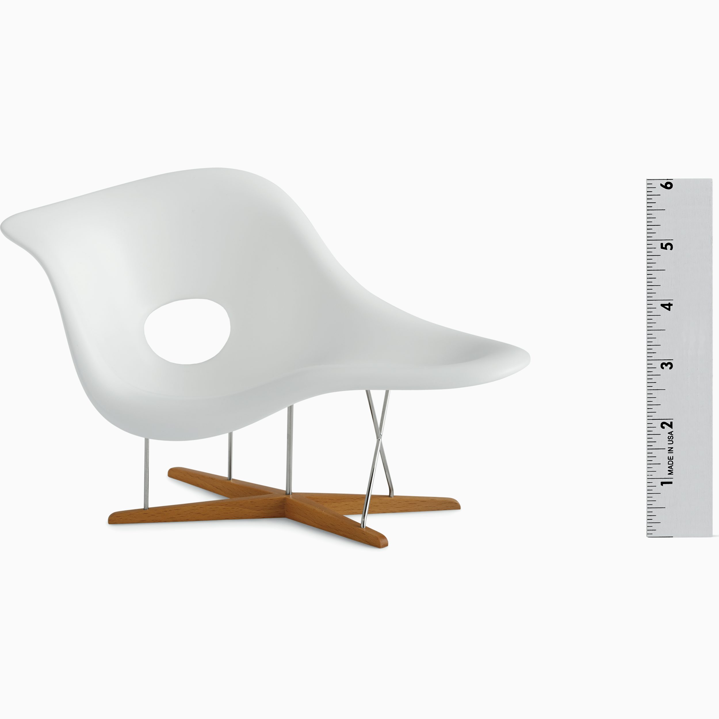 Vitra Miniatures Collection, Eames La Chaise – Herman Miller Vitra Miniatures Collection, Eames La Chaise – Herman Miller