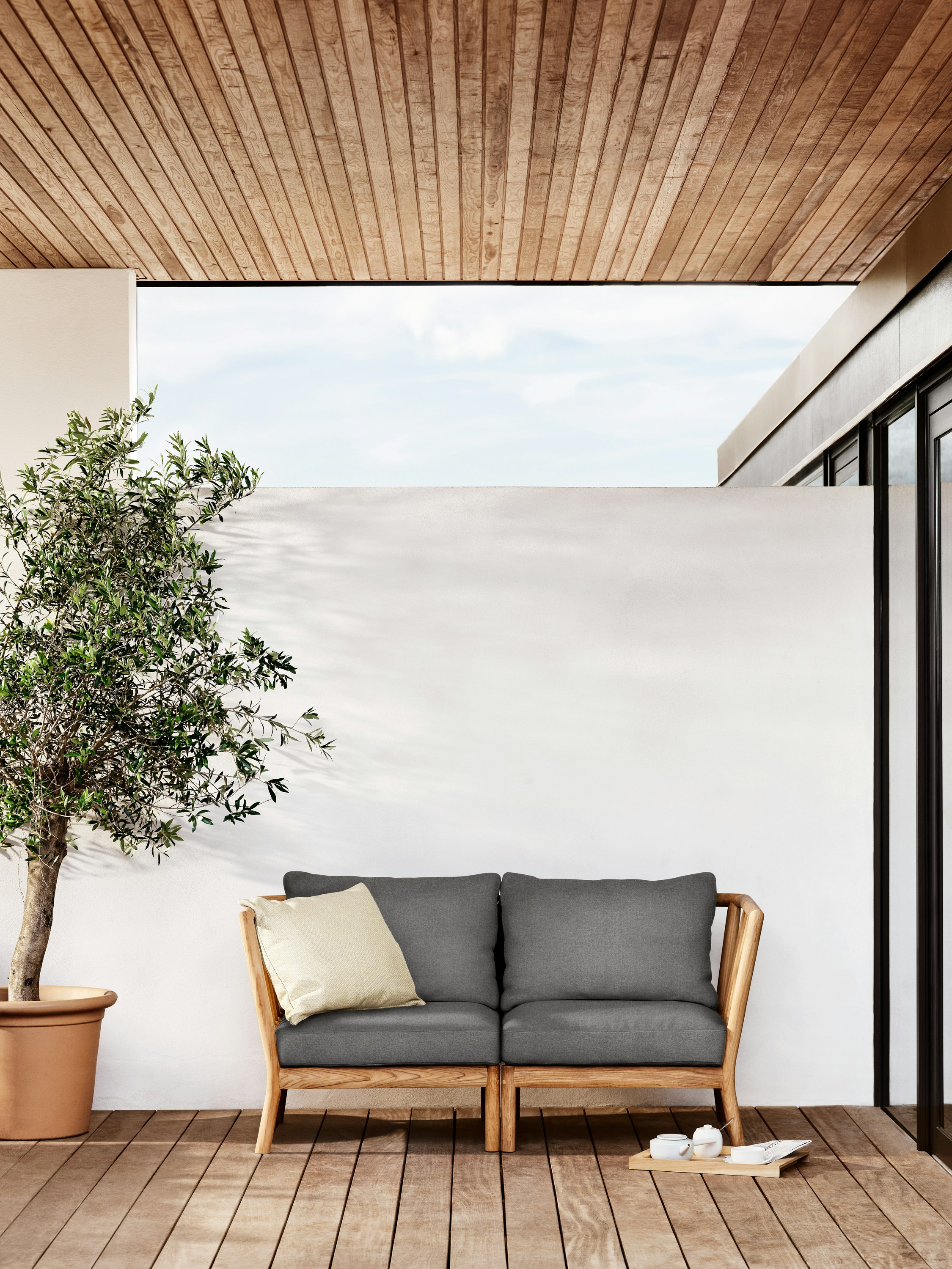 Tradition Outdoor End Seat Module