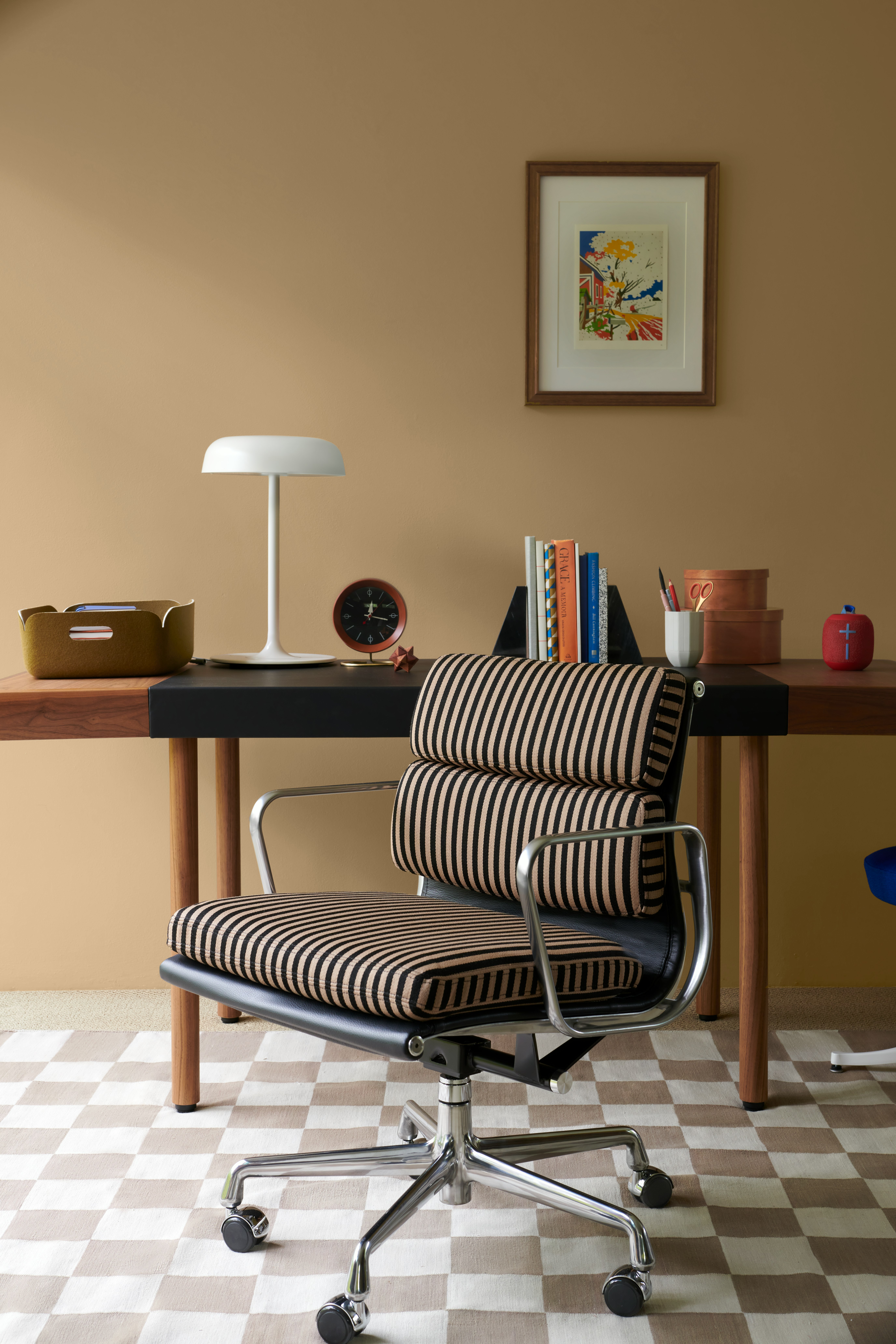Eames Soft Pad Chair