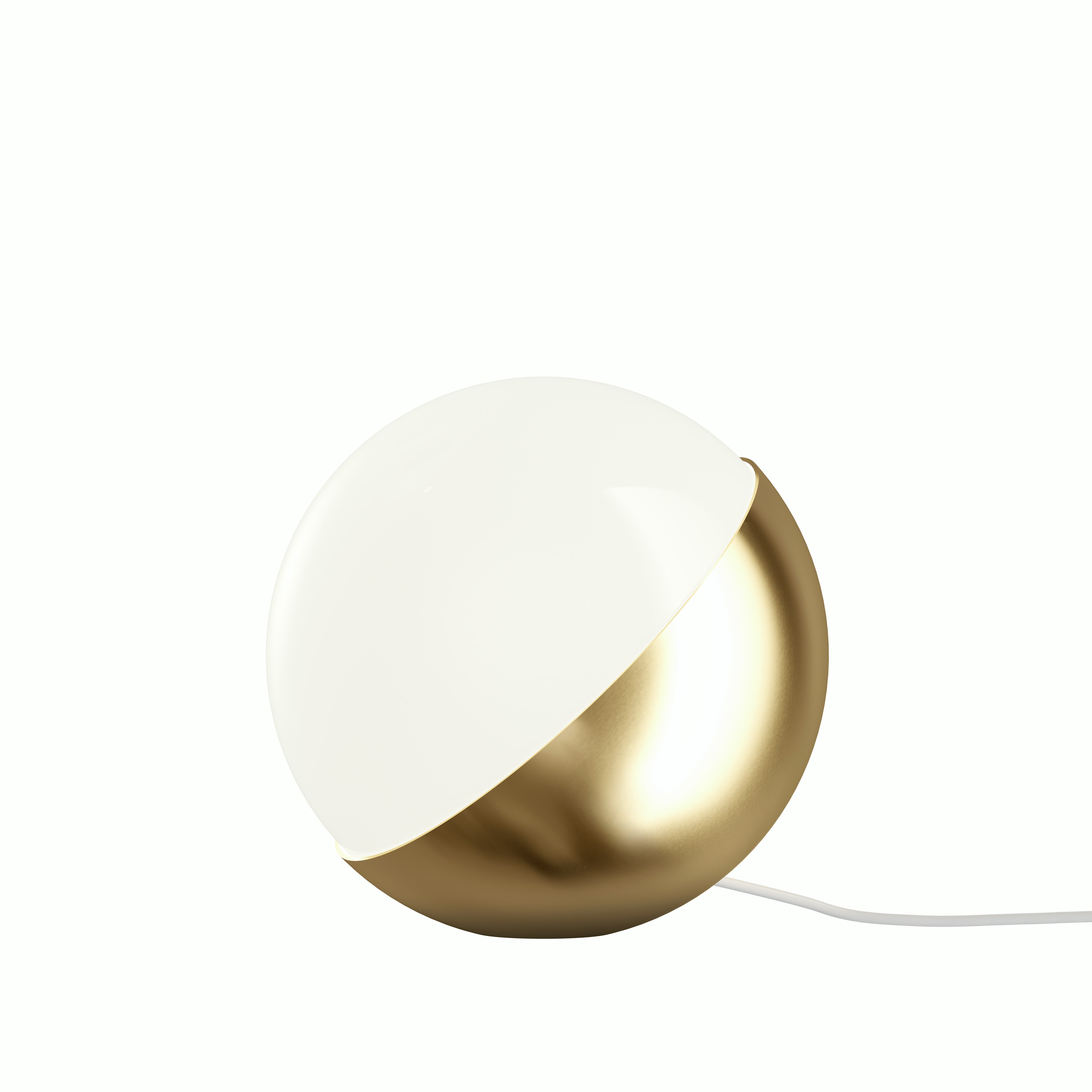 VL Studio Light - Medium, Lacquered Brass