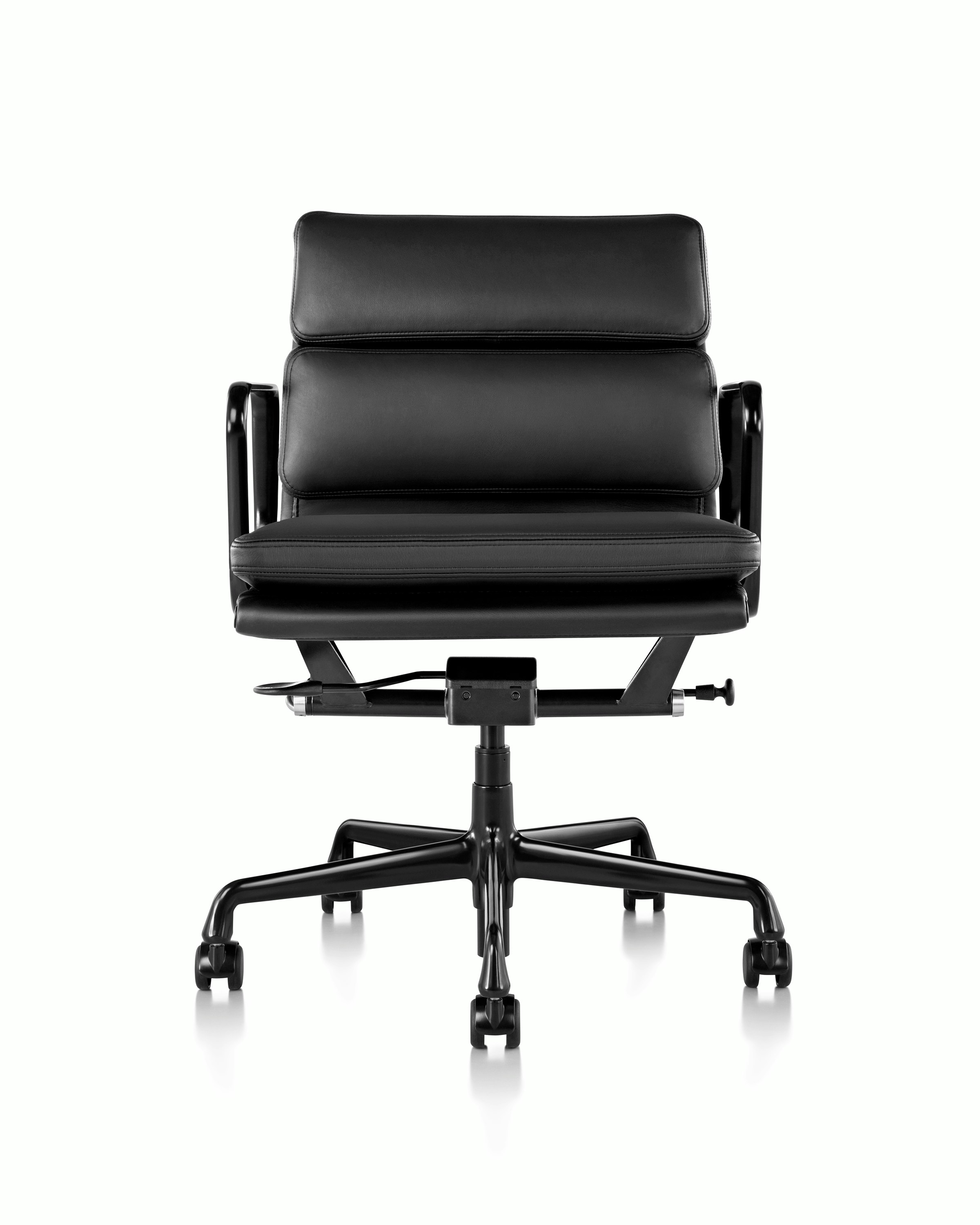 Eames Soft Pad Management Chair