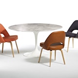 Eero Saarinen Pedestal Collection Tables Dining Table Saarinen Executive Armless Chair