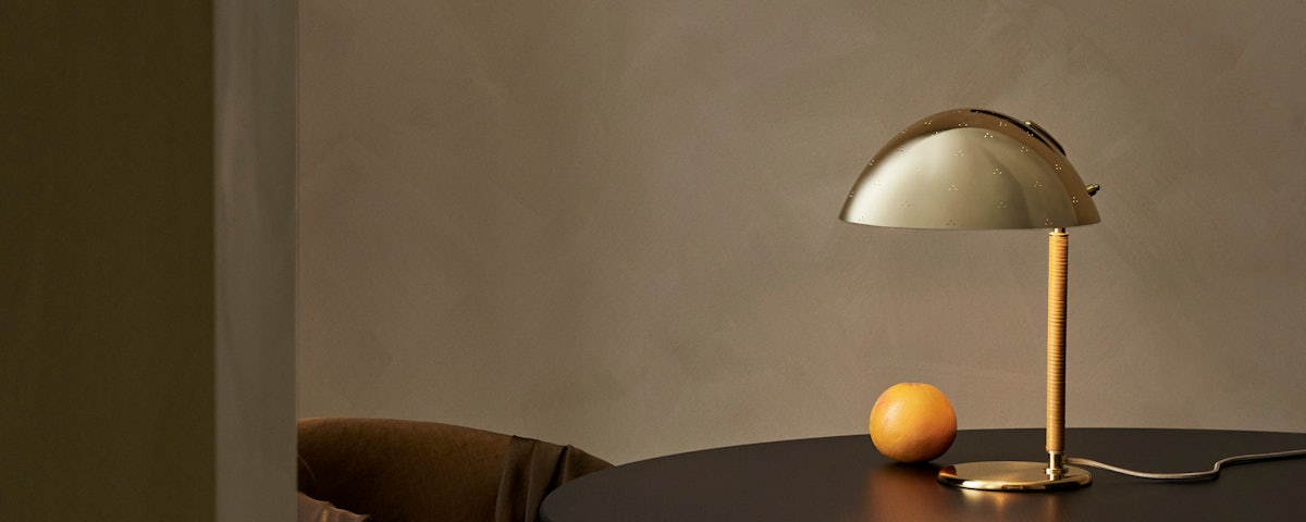 9209 Table Lamp
