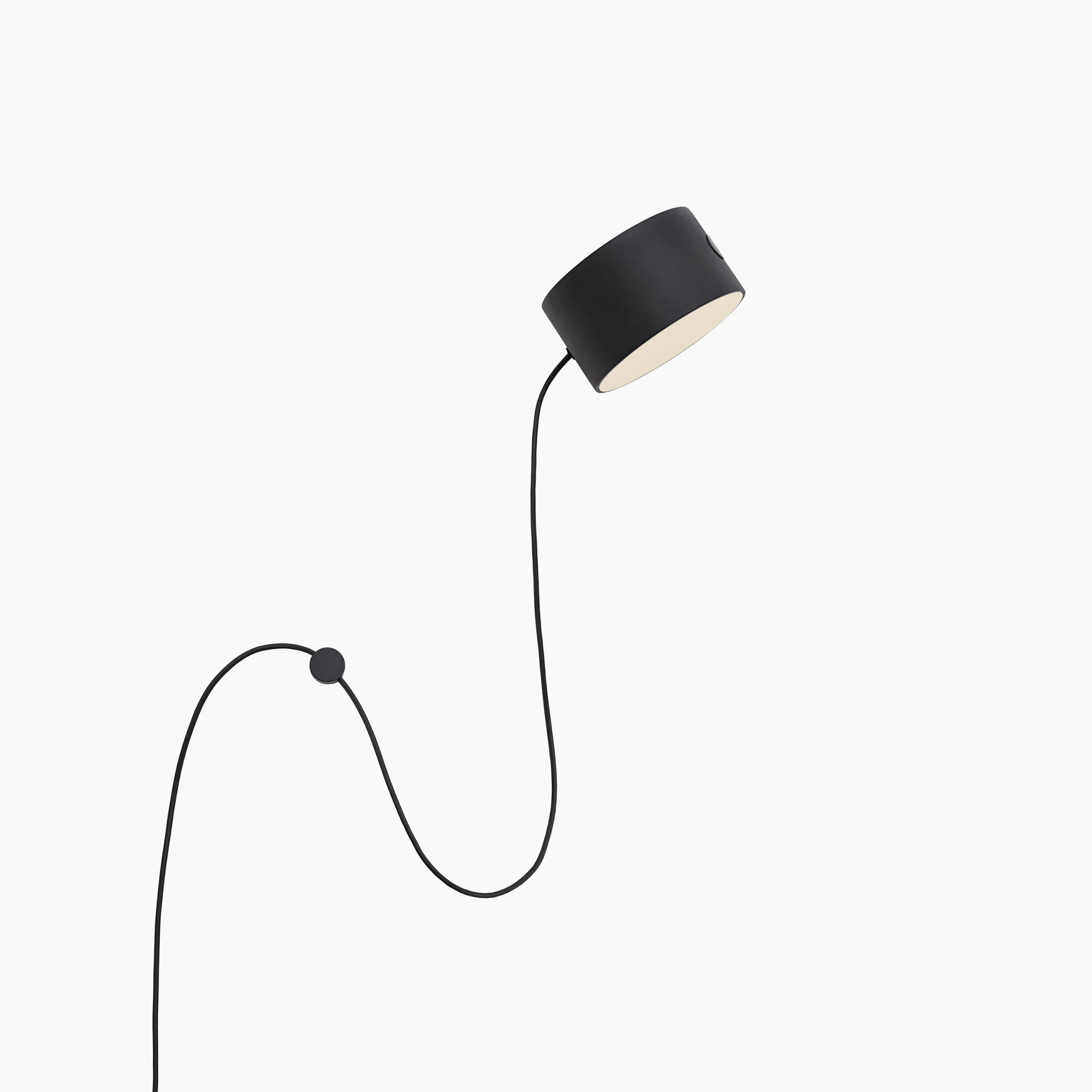 Post floor lamp black wall