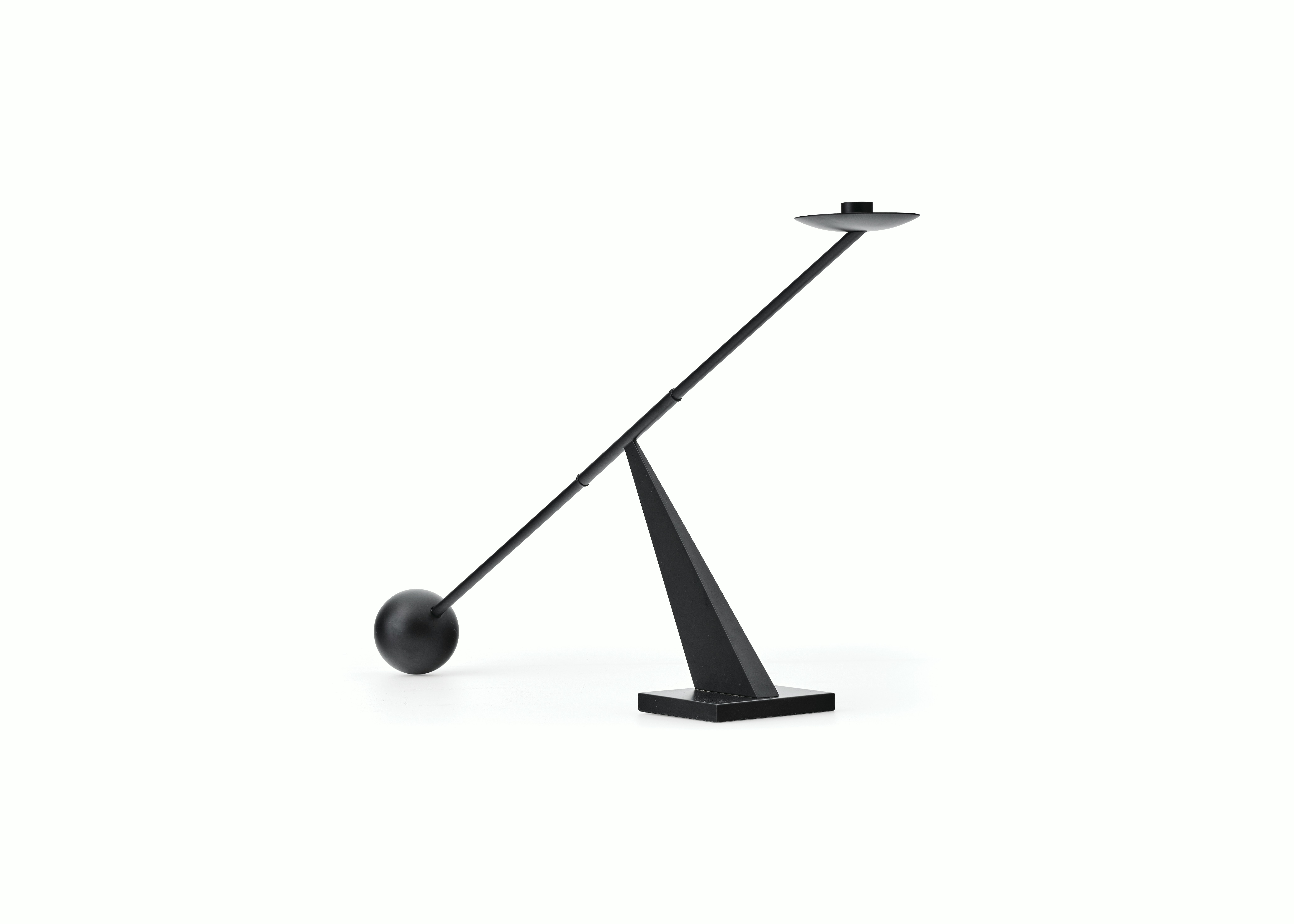 Interconnect Candle Holder