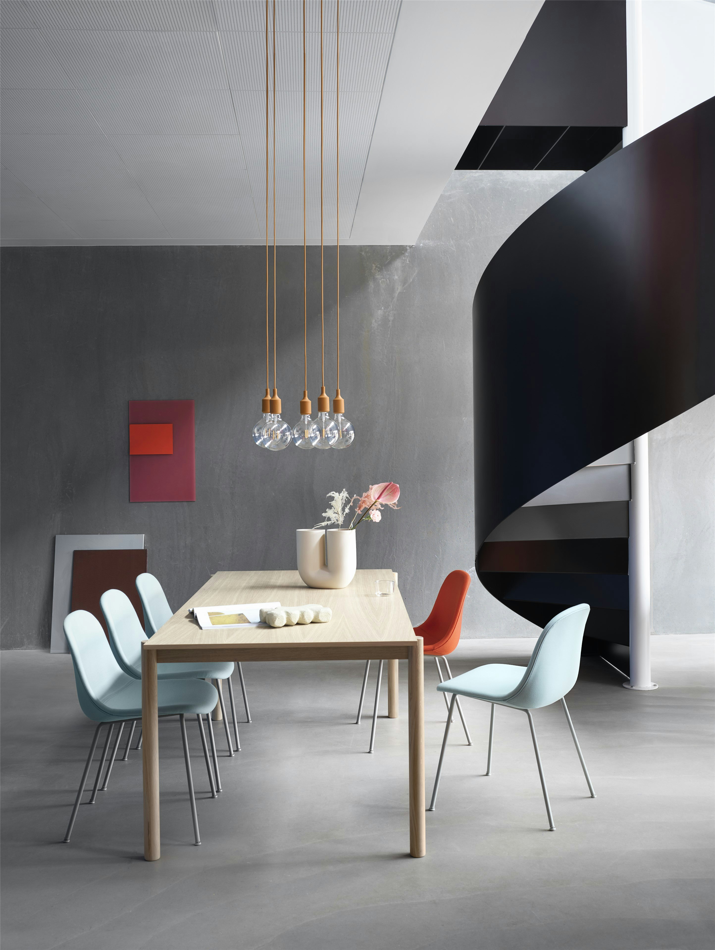 Linear Table and E27 Pendant Lights in a dining room setting