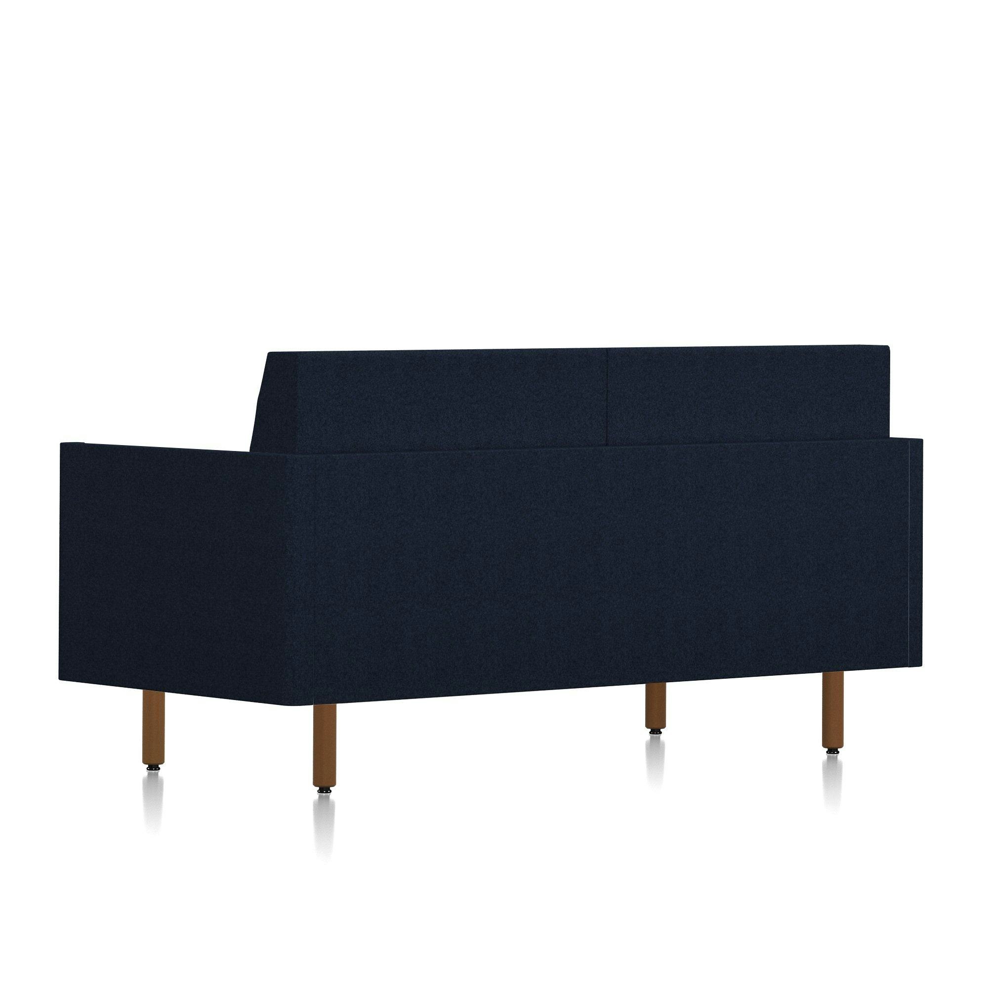 Tuxedo Classic Settee