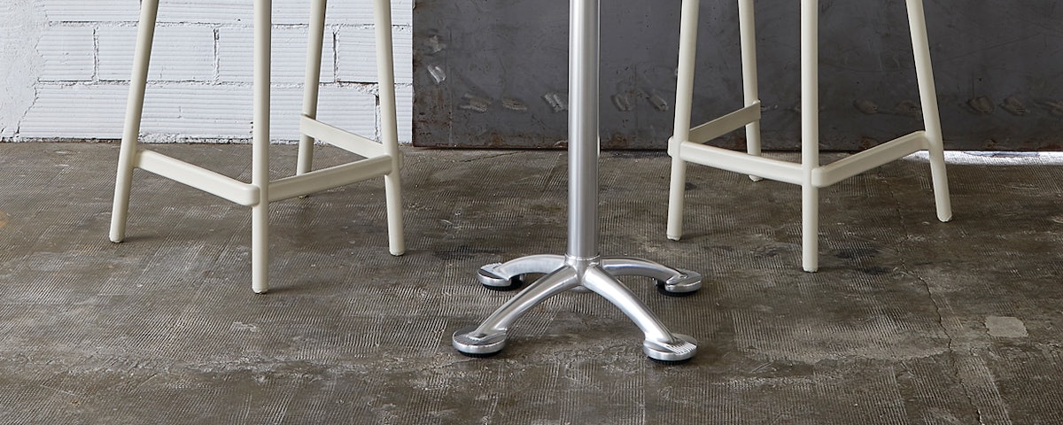Woody Sustainable Stool