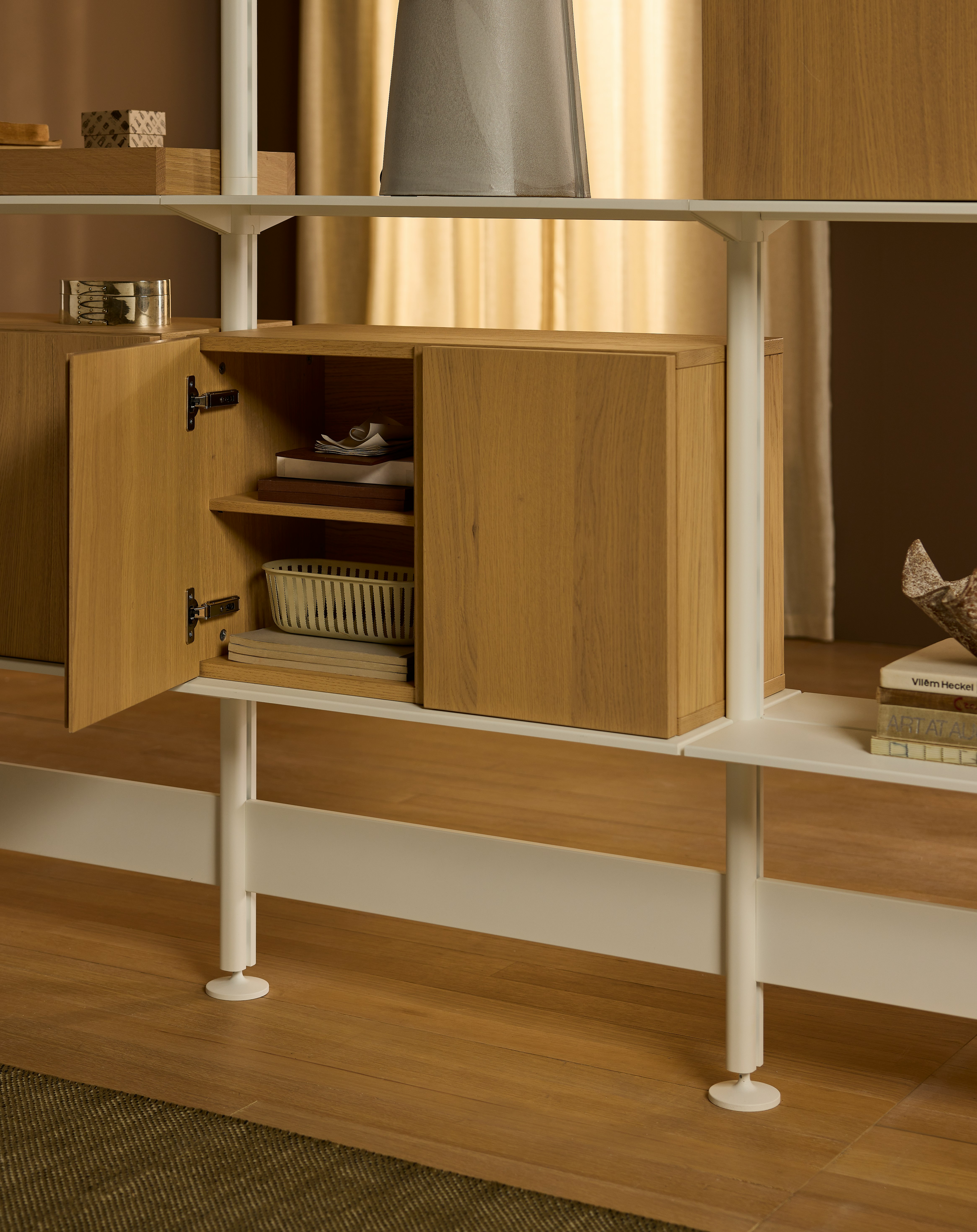 Pira Floor Shelving