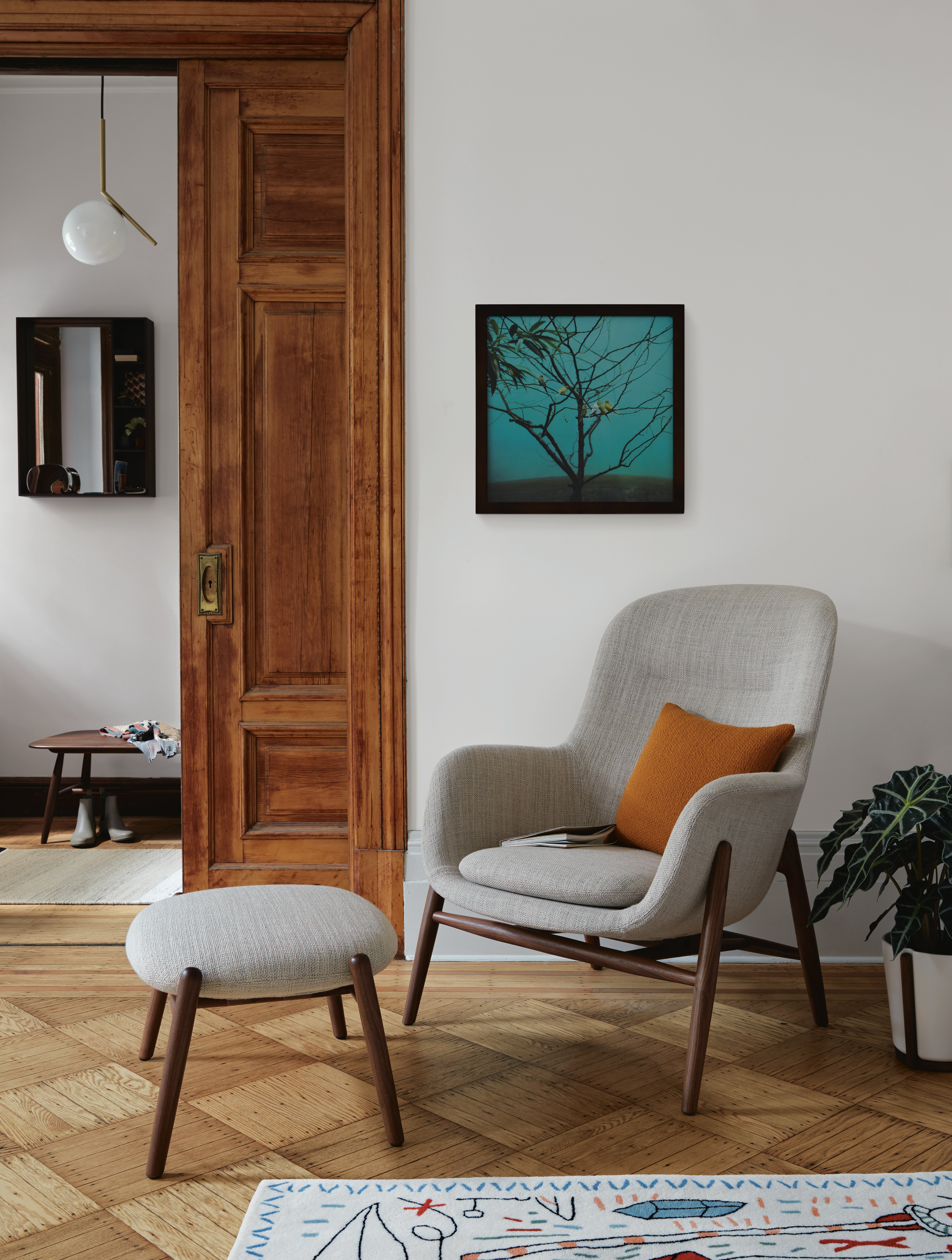 nora chair dwr