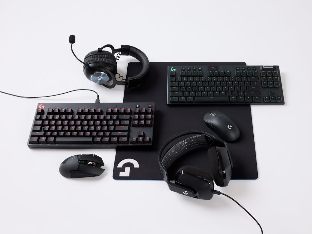 HM X Logitech Studio Still