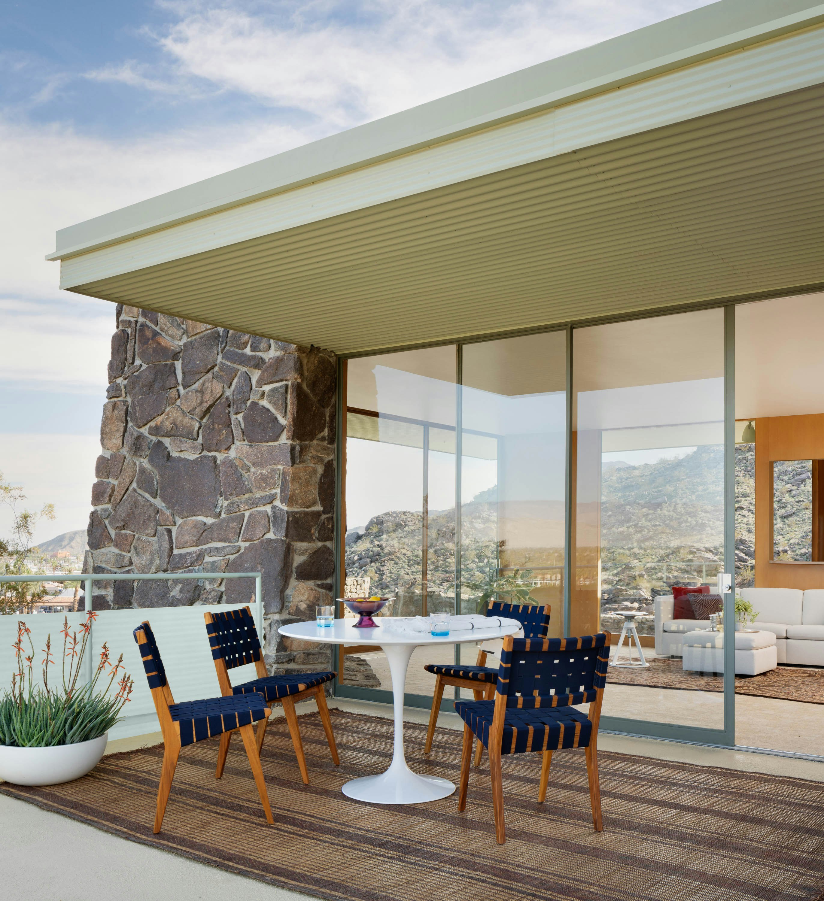 Risom Outdoor Side Chair