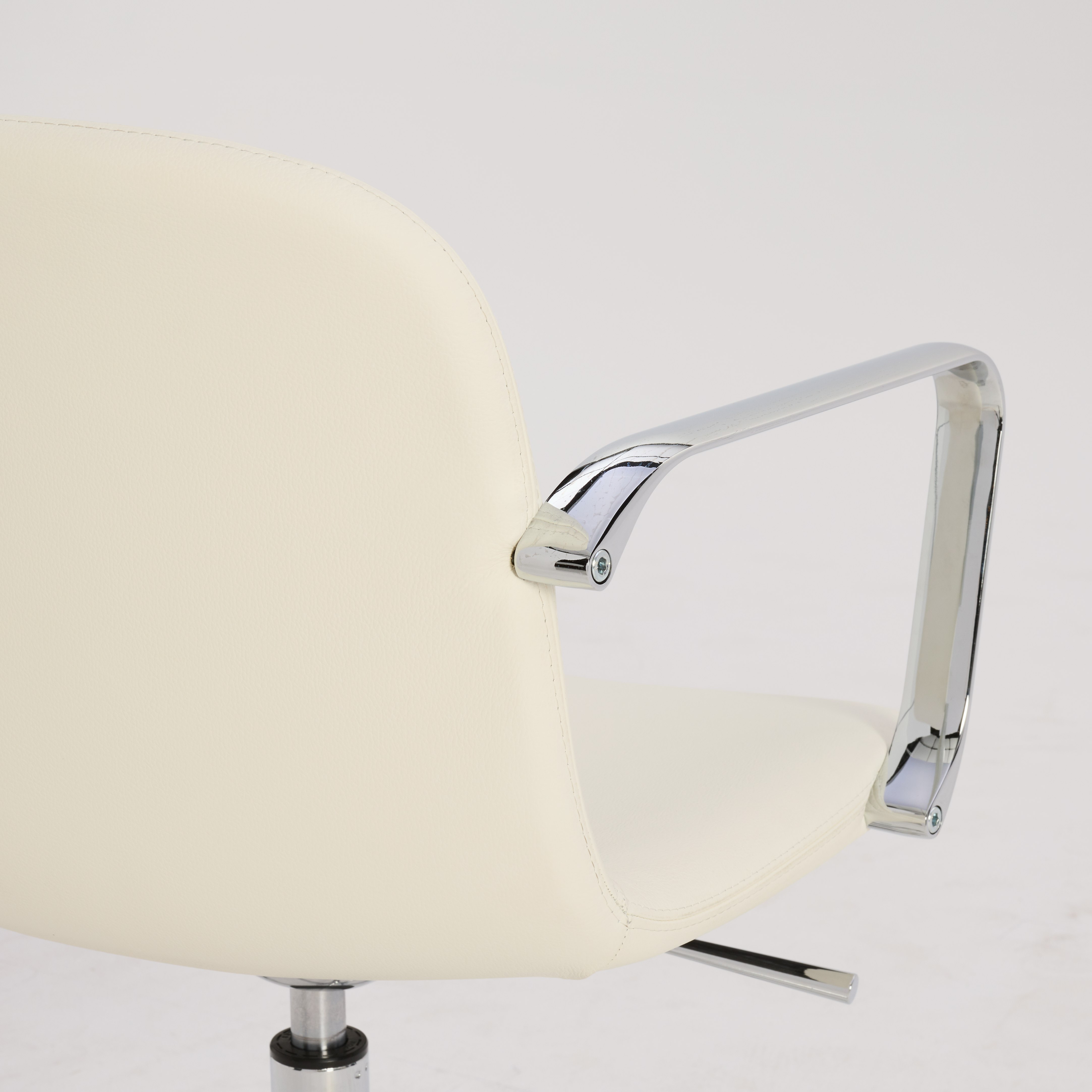 Bacco Task Chair