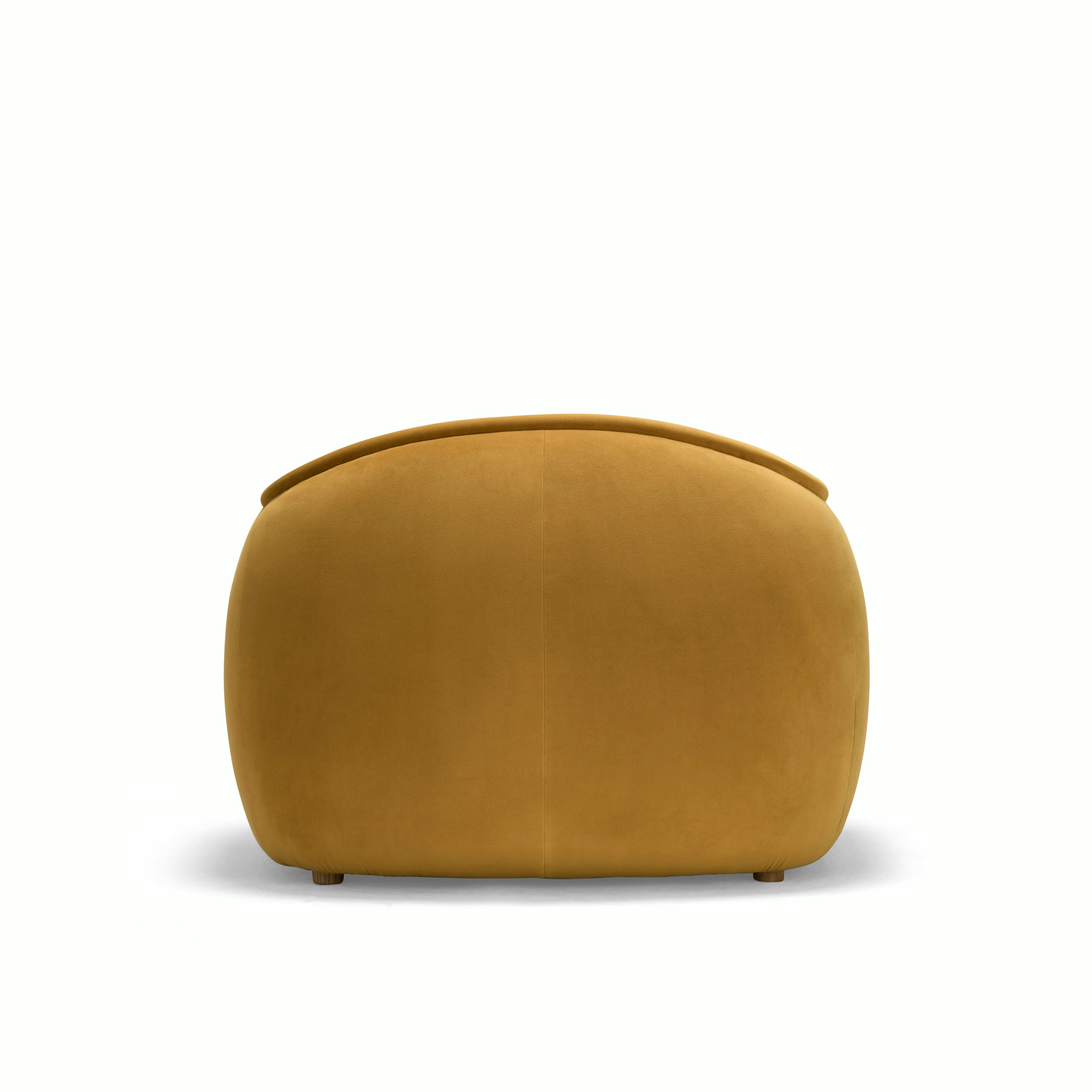 Tubo Chair in Malibu Almond