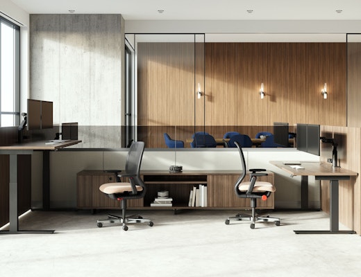 Lev by Knoll Height-Adjustable Table with Newson Chairs Lev by Knoll Height-Adjustable Table