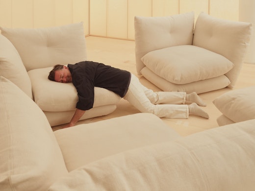 Perron Pillo Sofa 