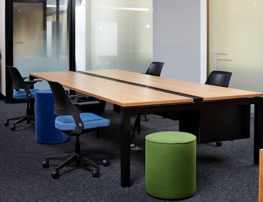 Antenna Big Table with Ollo neocon 2018 hospitality at work antenna big table ollo rockwell unscripted upholstered seats