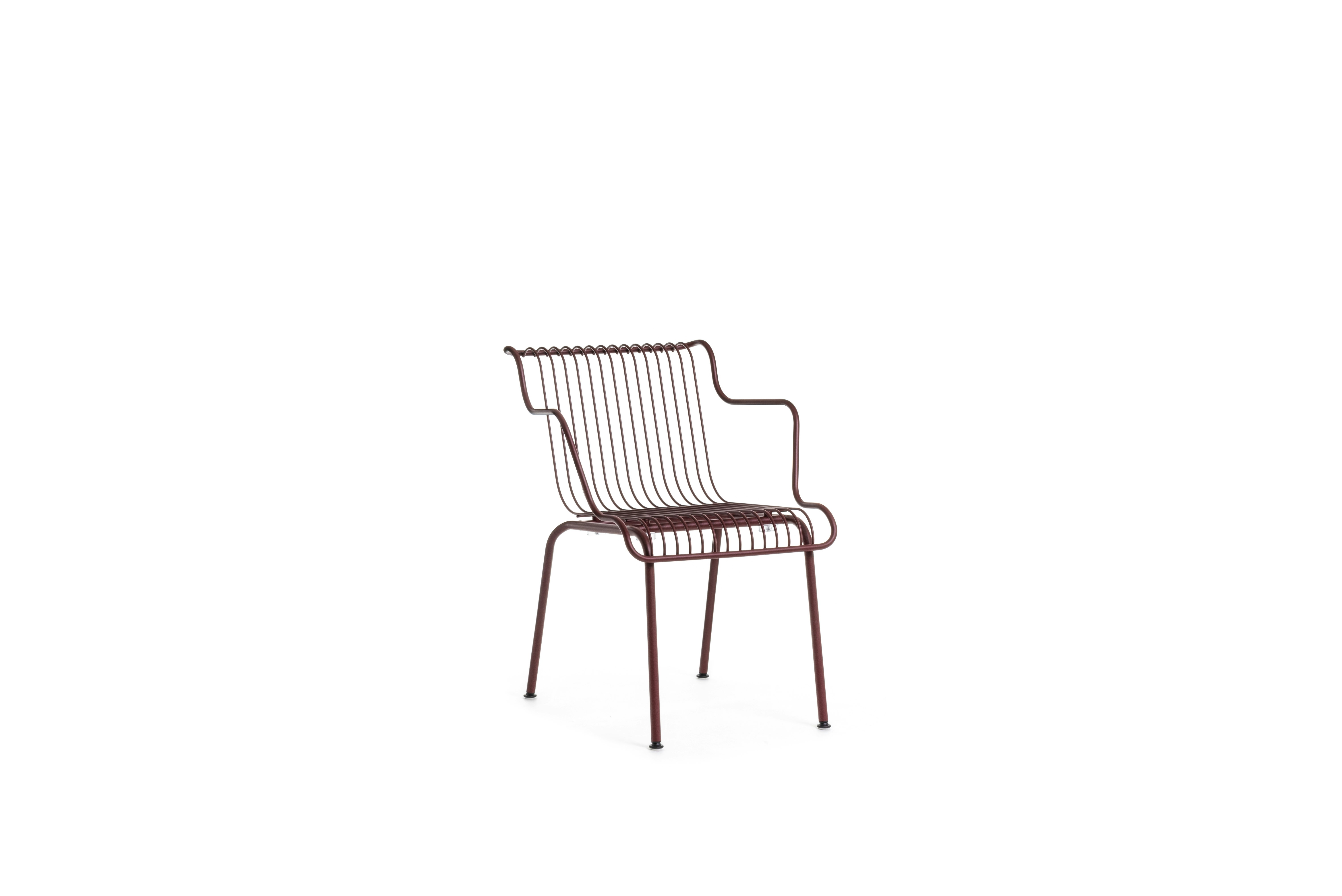 South Outdoor Dining Armchair - Bordeaux
