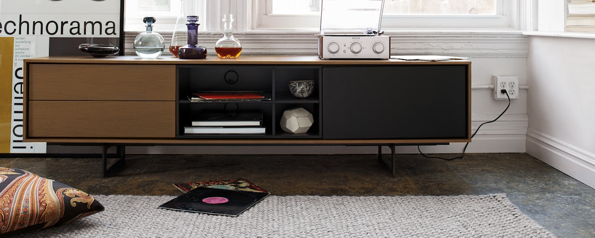Aura Media Unit