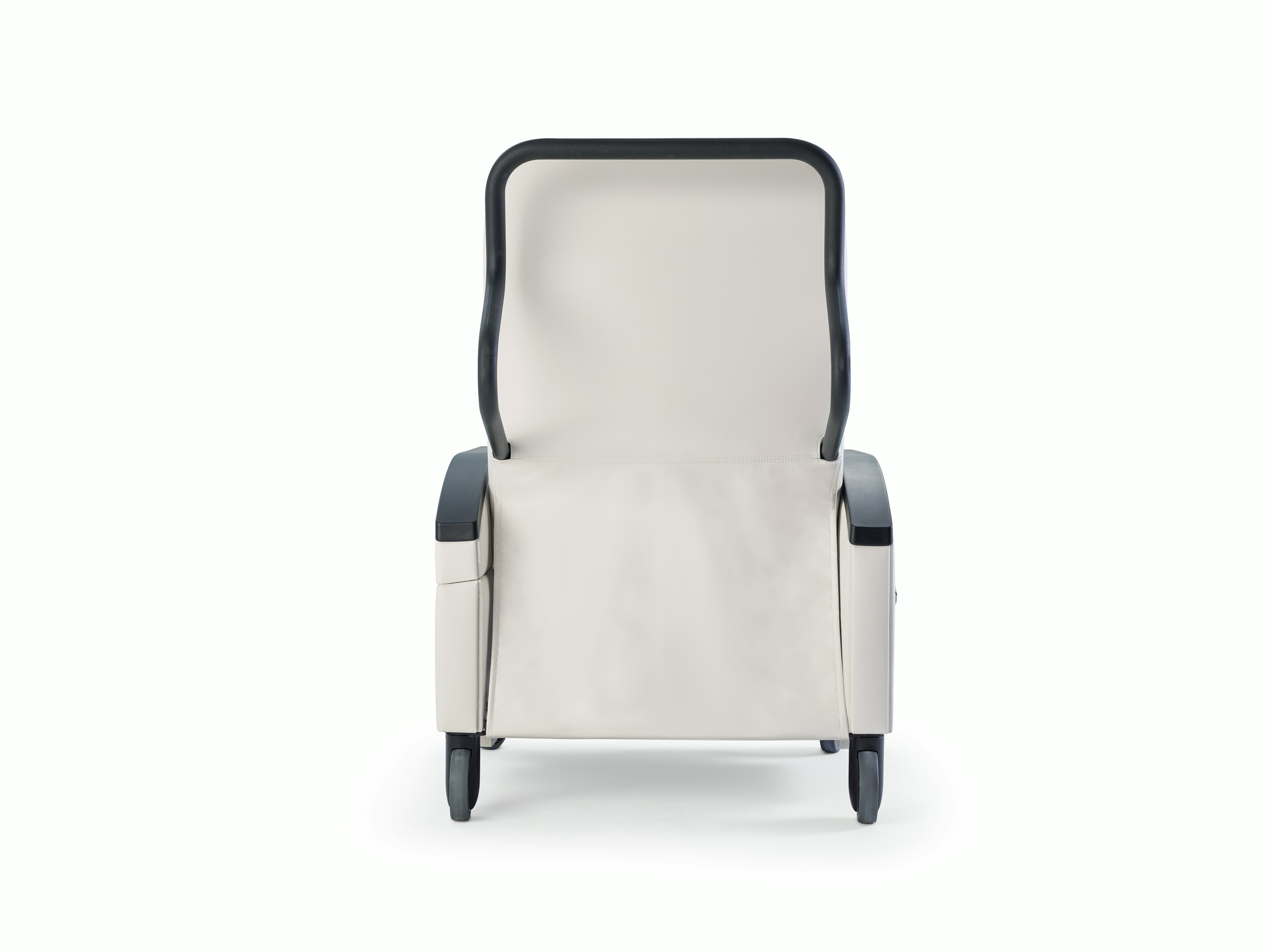 Pristo Recliner on whitesweep.