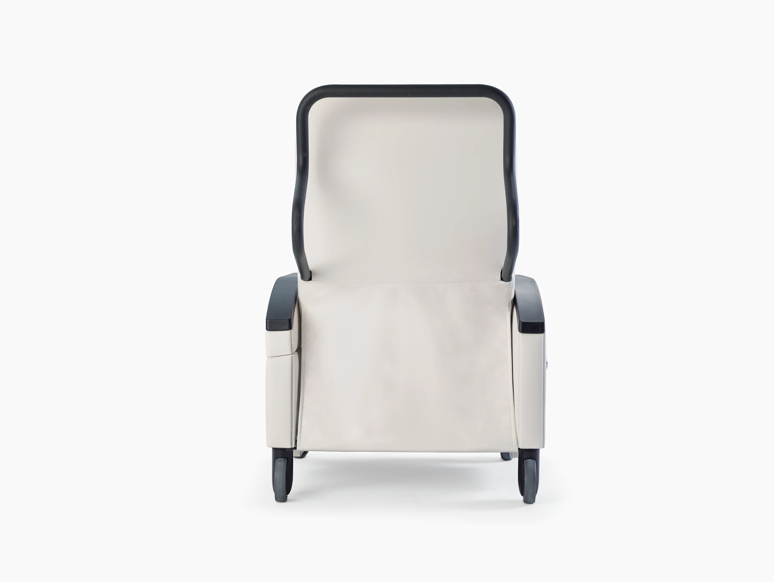 Pristo Recliner on whitesweep.