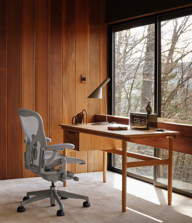 Rlcs Raleigh Desk Raleigh Desk, DWR Collection | MillerKnoll
