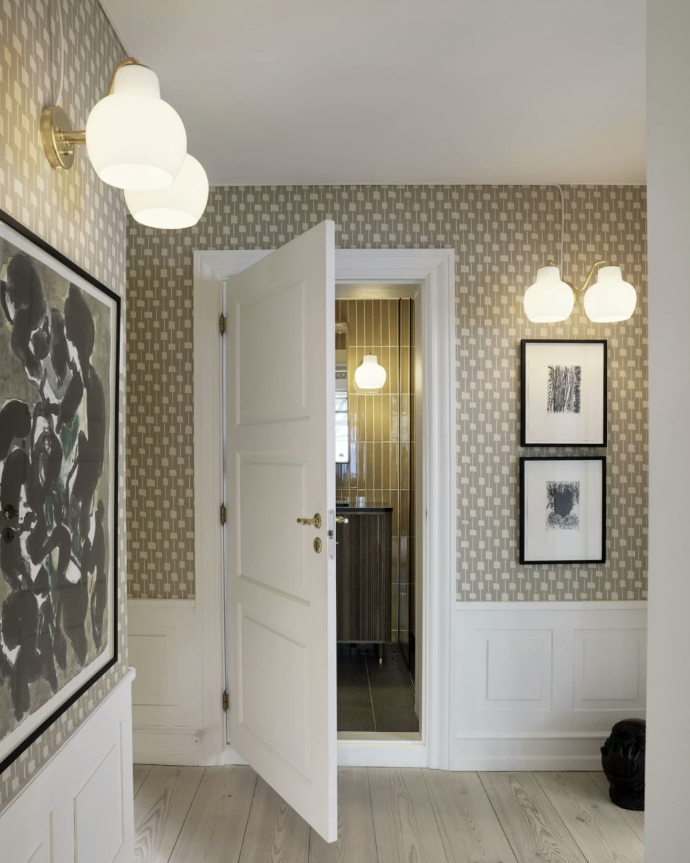 VL Ring Crown Wall Sconce