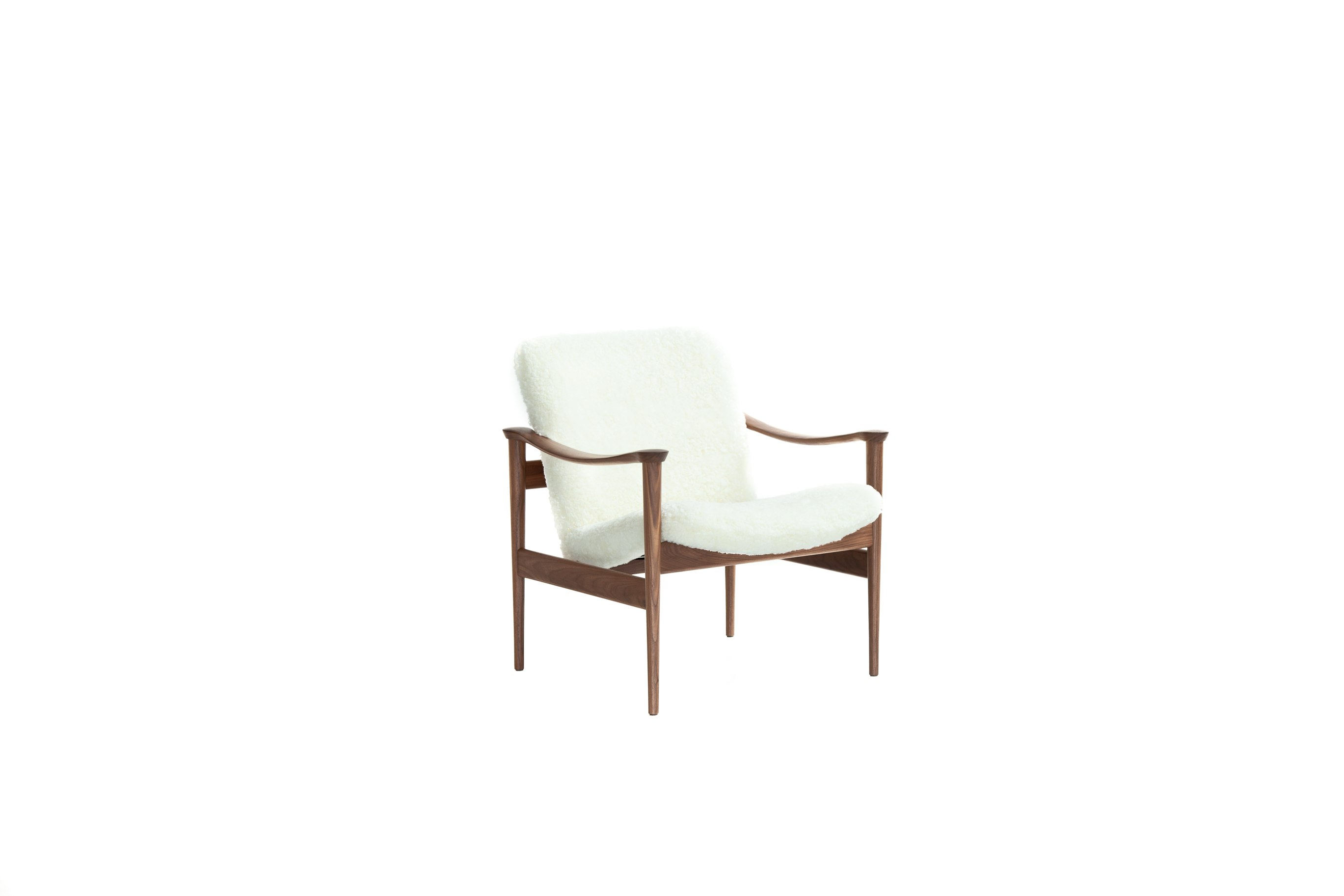 Modell 711 Chair - Shearling, Off White, Walnut