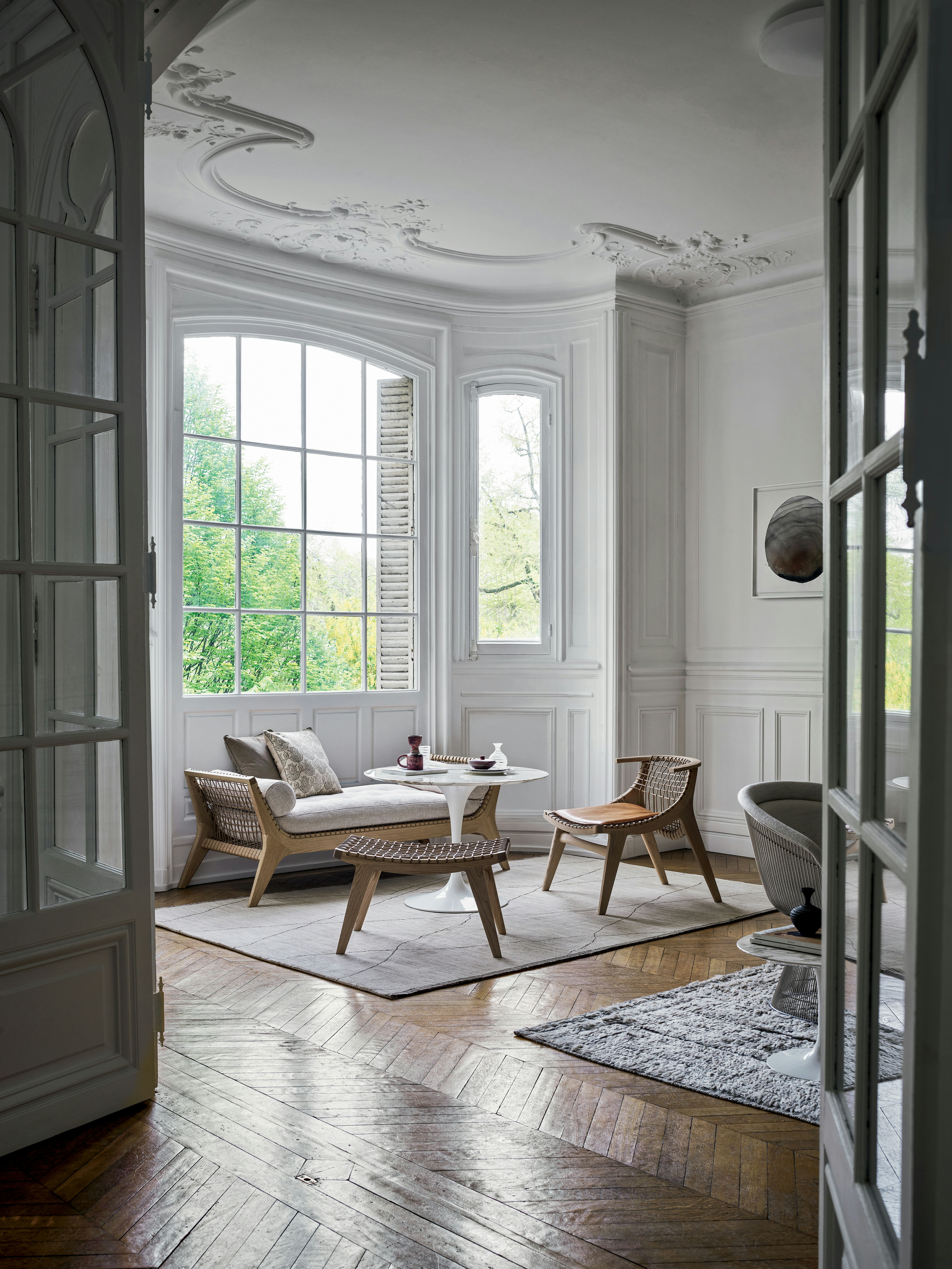 Saarinen Lounge Table