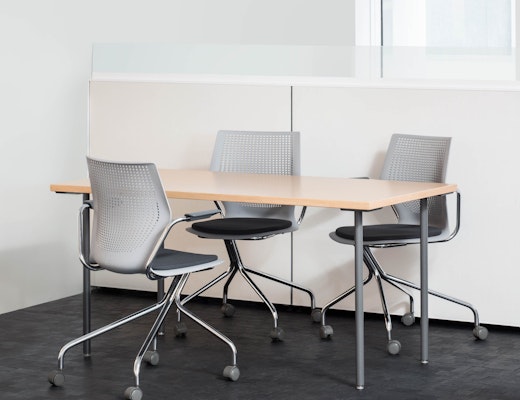 Antenna® Simple Table Knoll Simple Table for Meeting Spaces