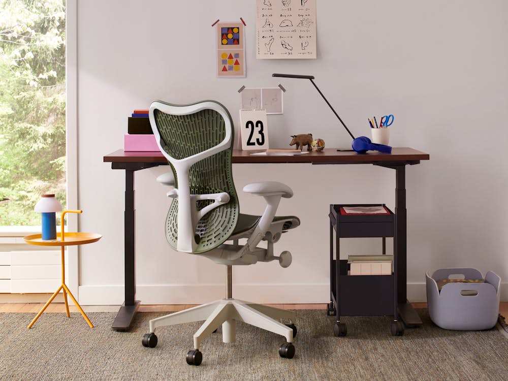 Mirra 2 in punctuated color at Jarvis Desk