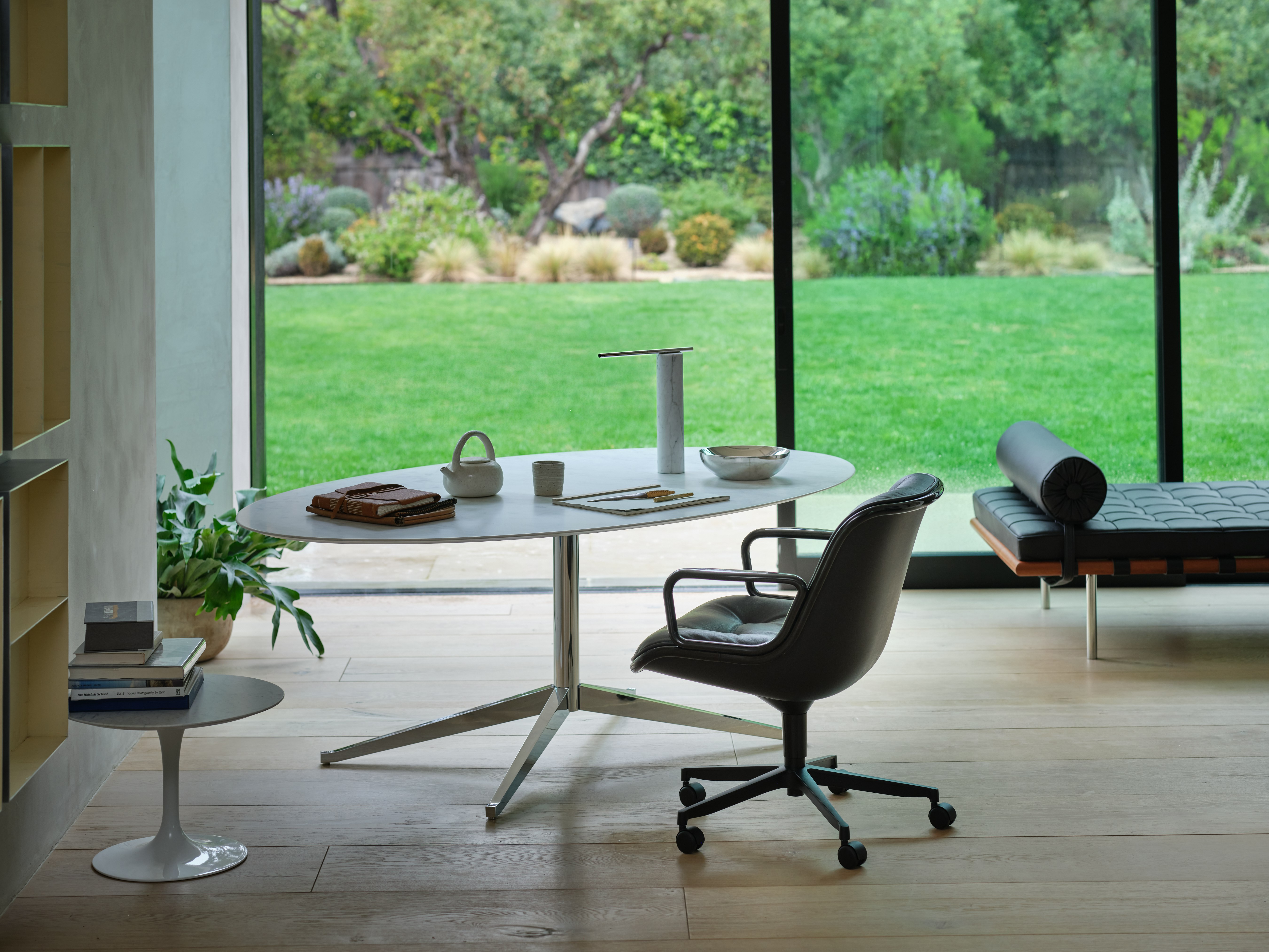 Florence Knoll&trade; Table Desk