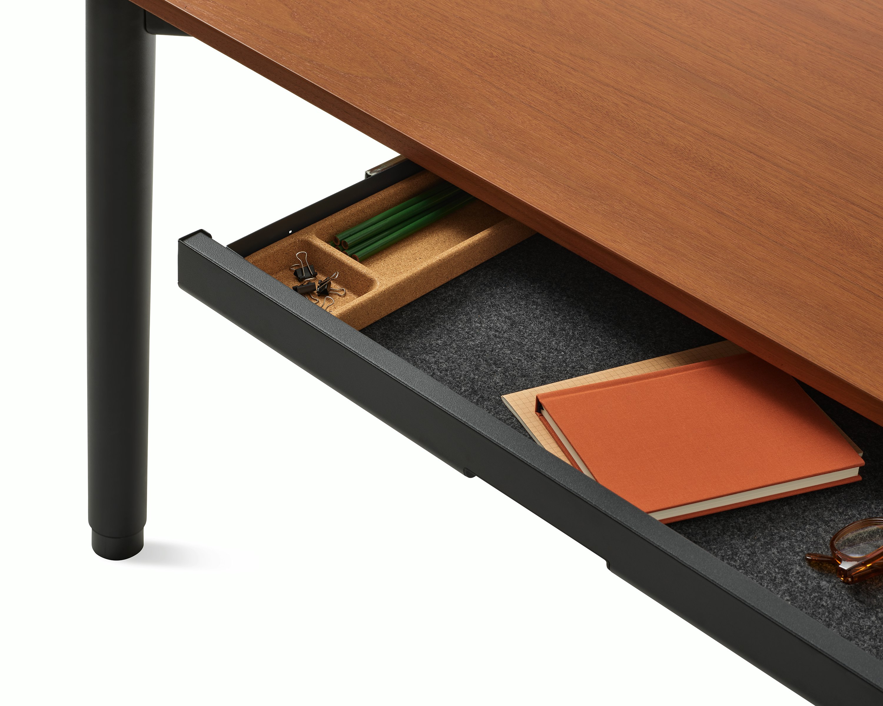 Spout Sit-to-Stand Table