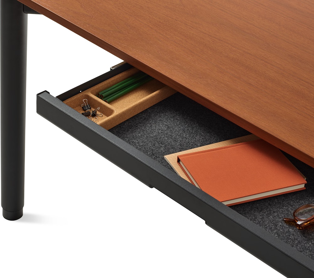Spout Sit-to-Stand Table