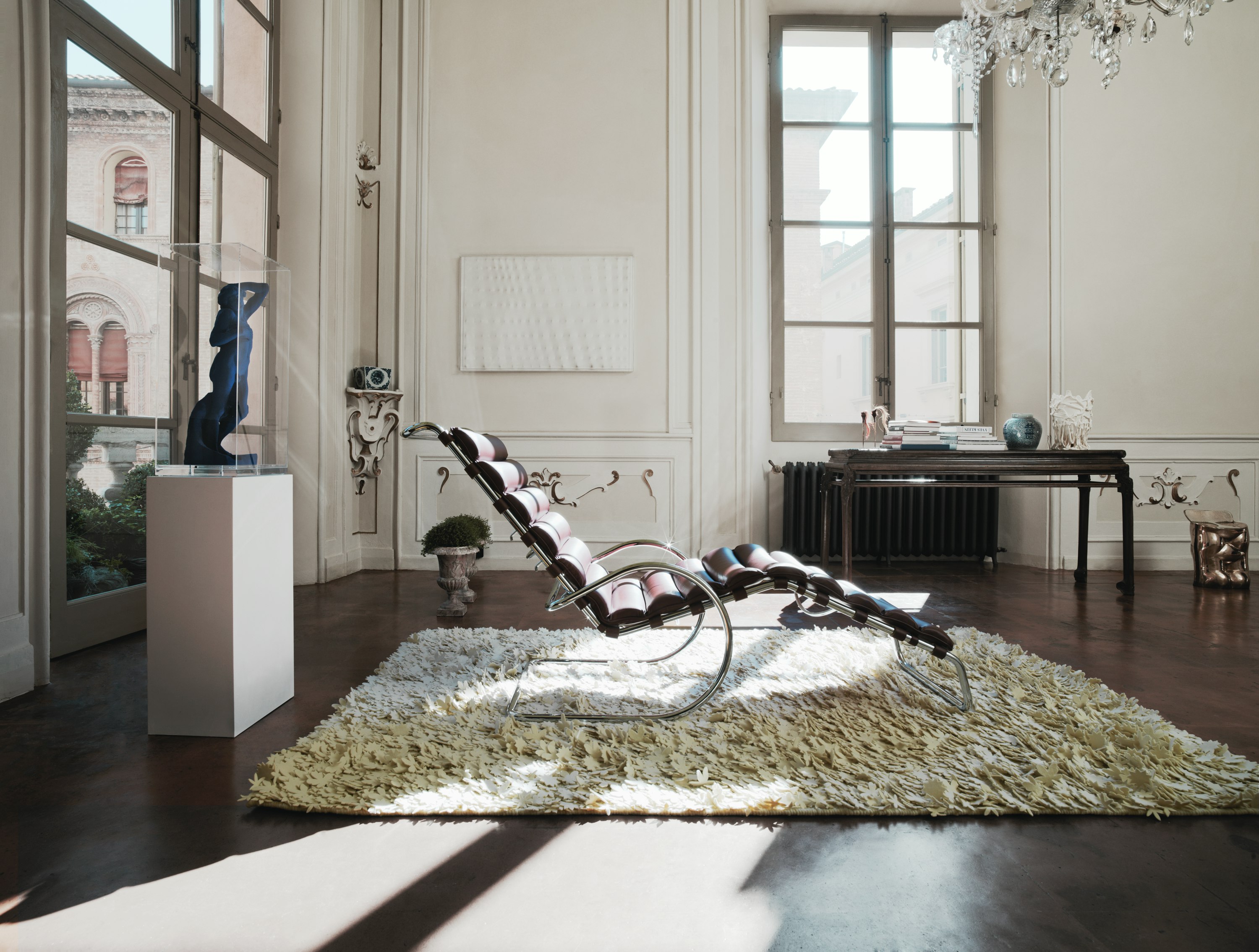 MR Adjustable Chaise Lounge