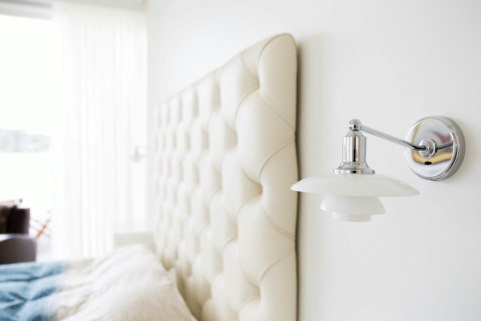 PH 2/1 Wall Lamp