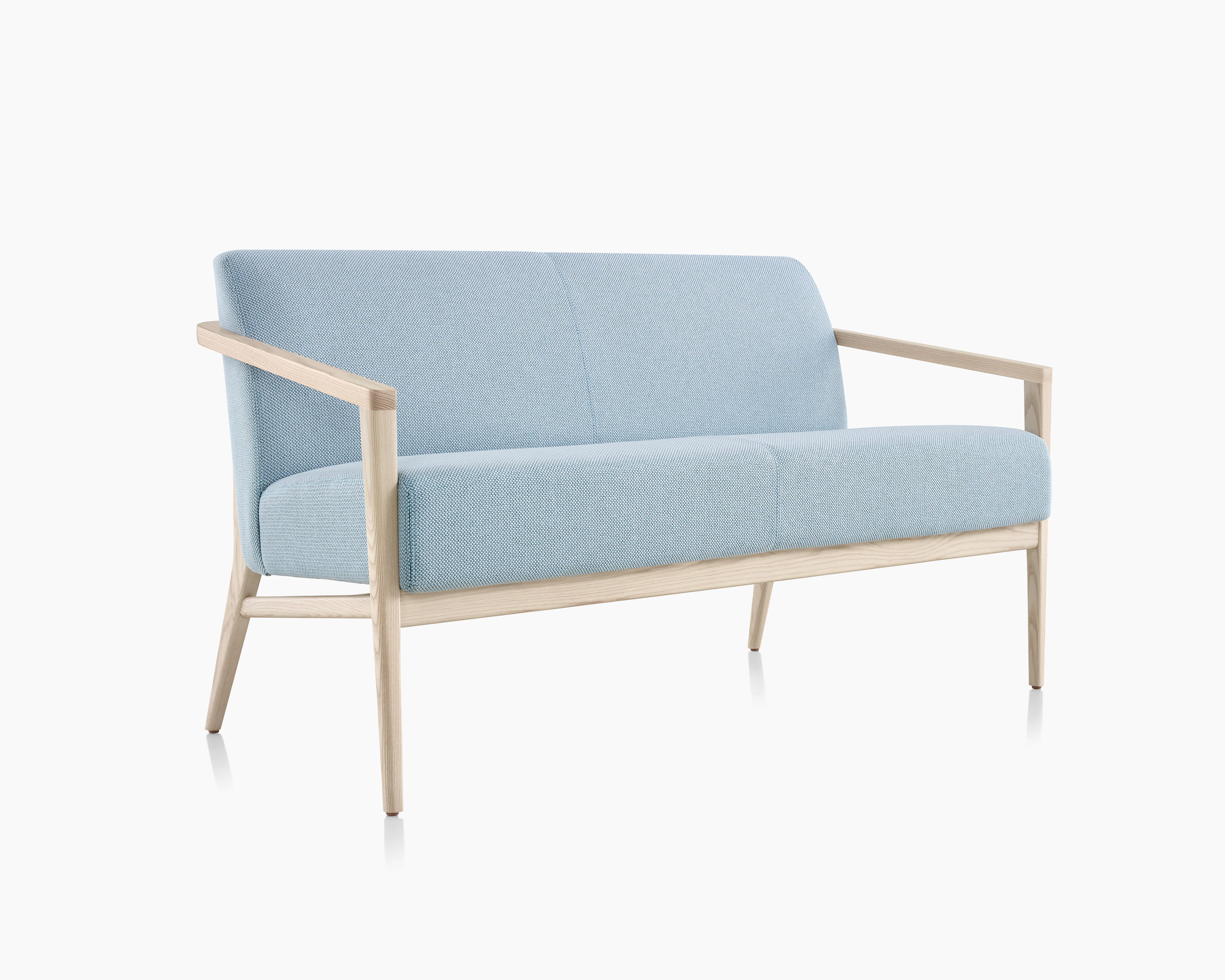 Three-quarter view of Lounge Seating