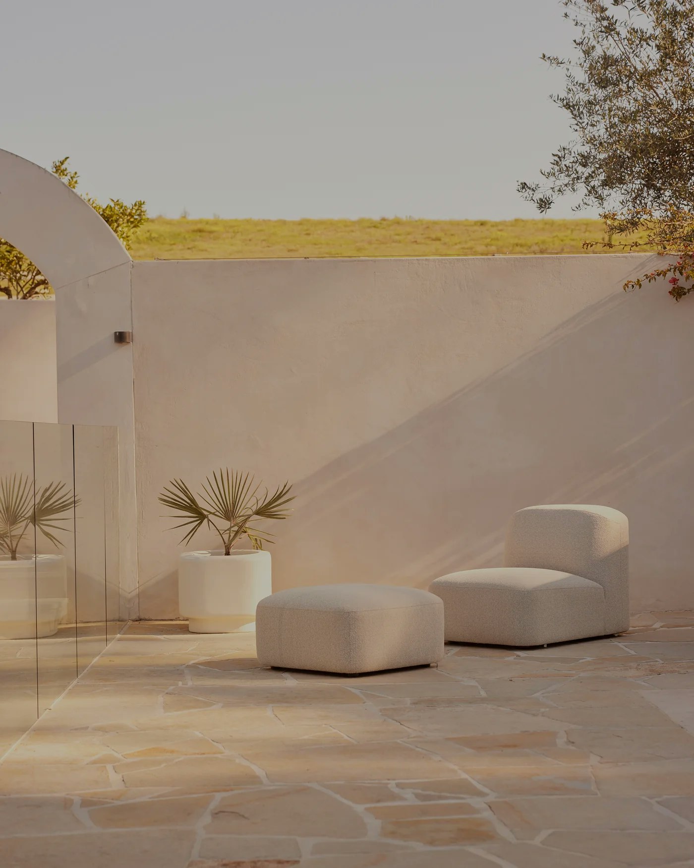 Muse Outdoor Armless Single Seat