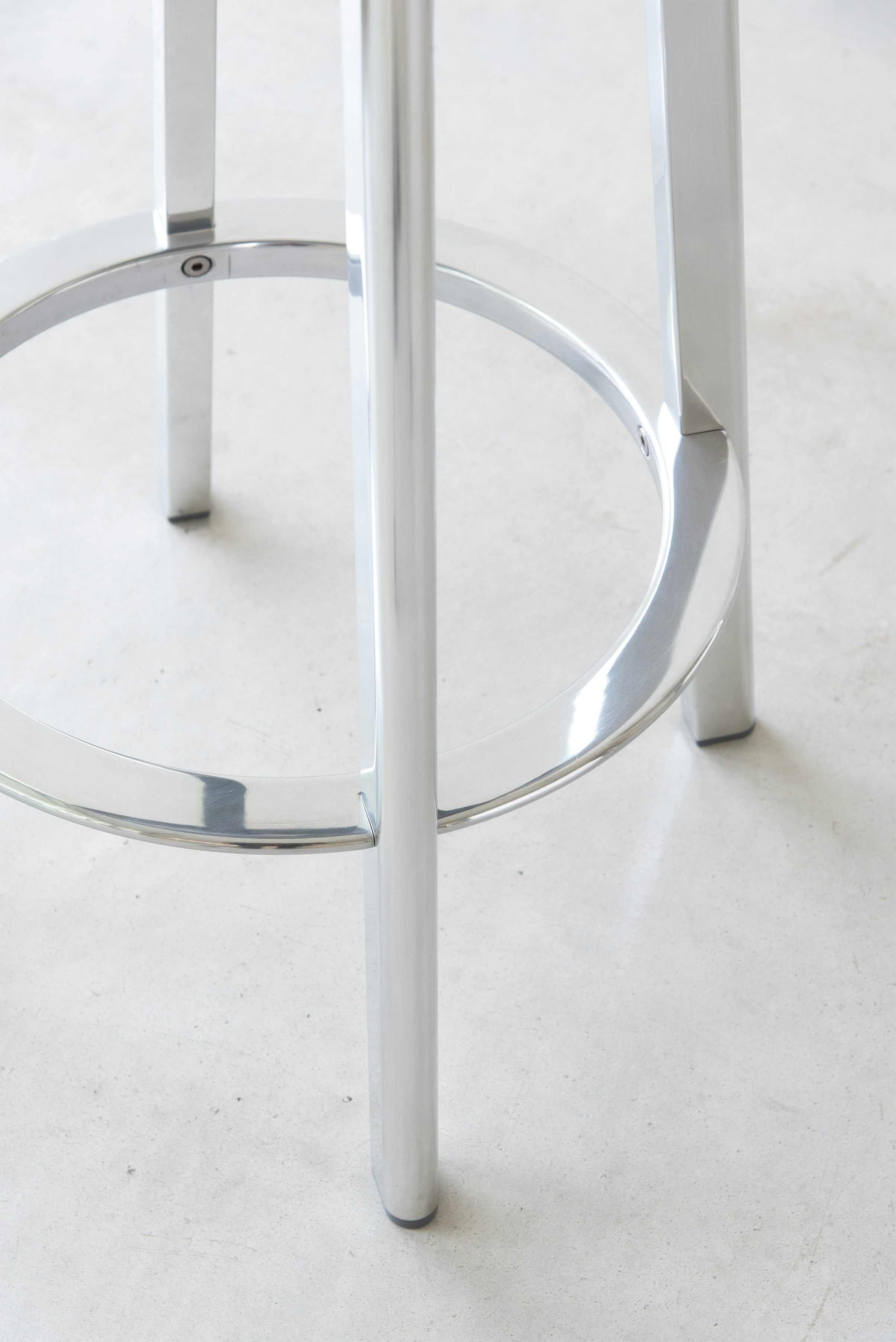 Deja Vu Stool - Counter Height in Polished Aluminum